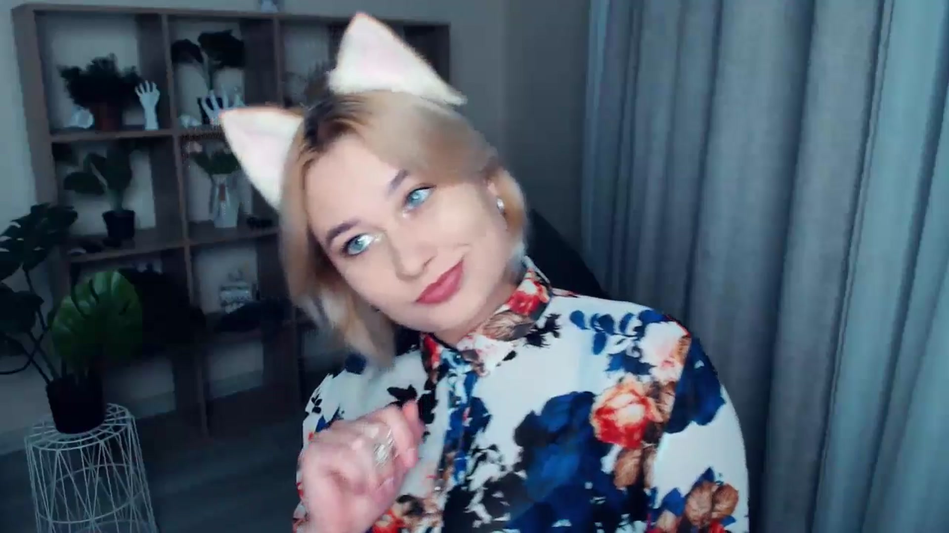 Gallery image thumbnail from Kukla_kolduna's myfreecams stream on, 11/02/2024, 15:21 image 4 of 20