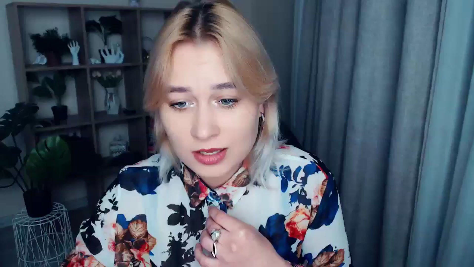 Gallery image thumbnail from Kukla_kolduna's myfreecams stream on, 11/02/2024, 15:21 image 11 of 20