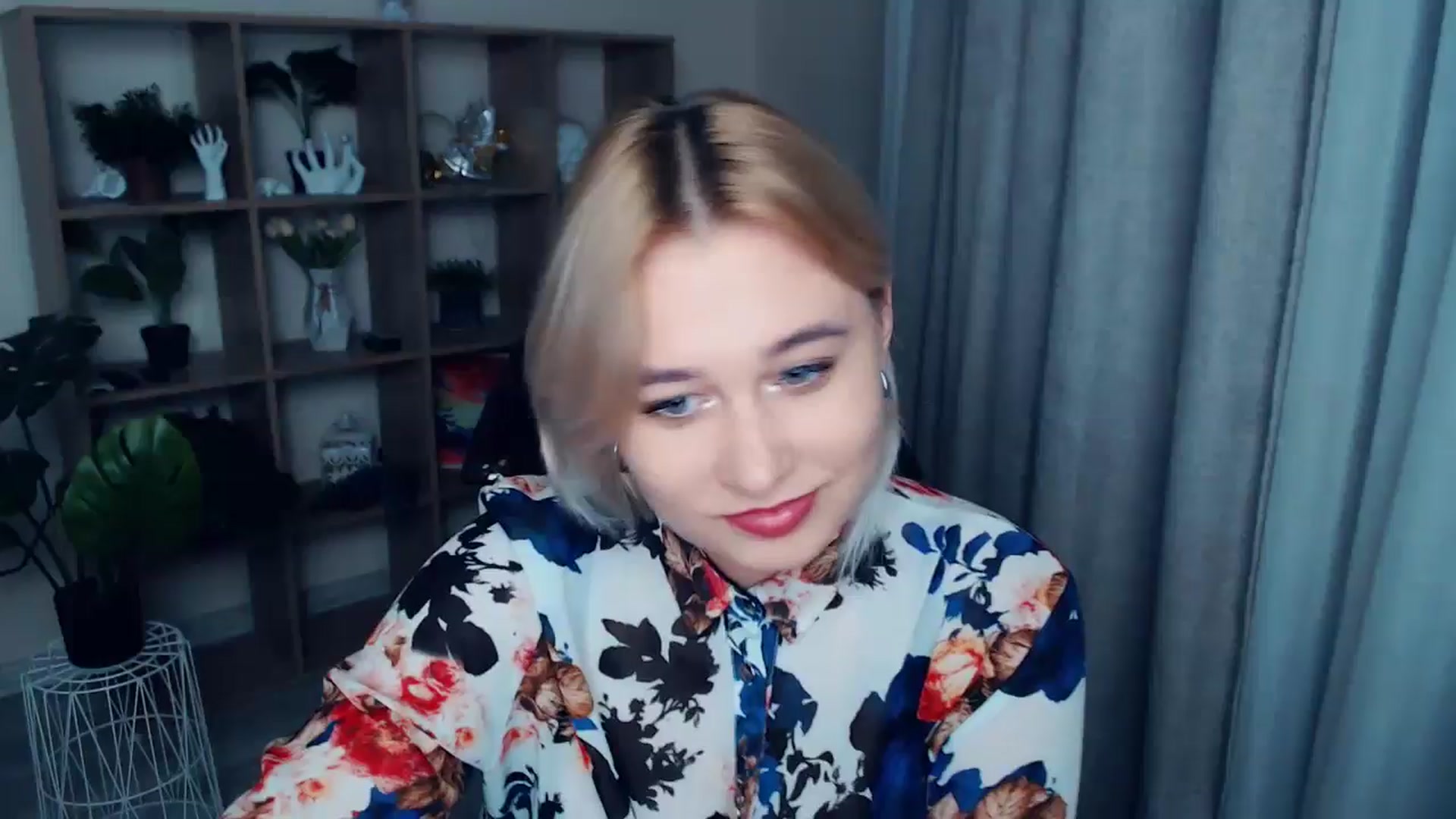 Gallery image thumbnail from Kukla_kolduna's myfreecams stream on, 11/02/2024, 15:49 image 13 of 20