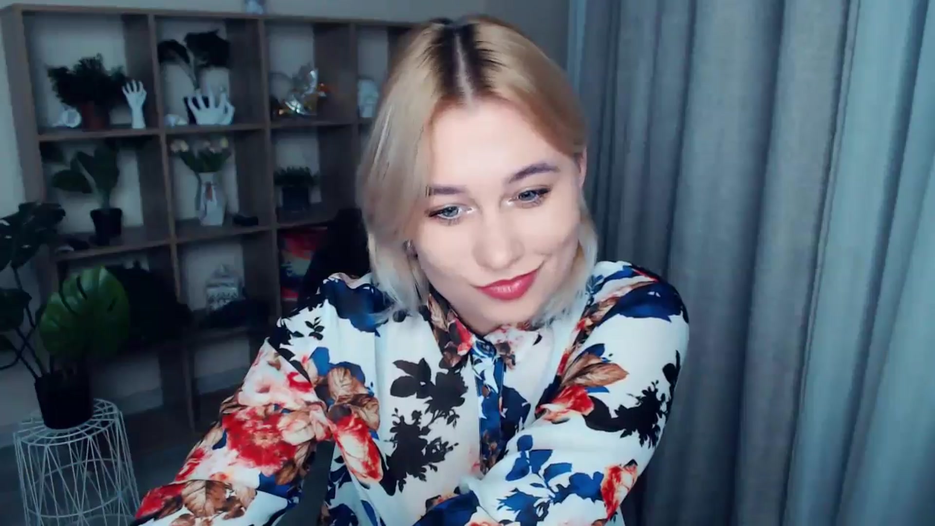 Gallery image thumbnail from Kukla_kolduna's myfreecams stream on, 11/02/2024, 15:49 image 18 of 20