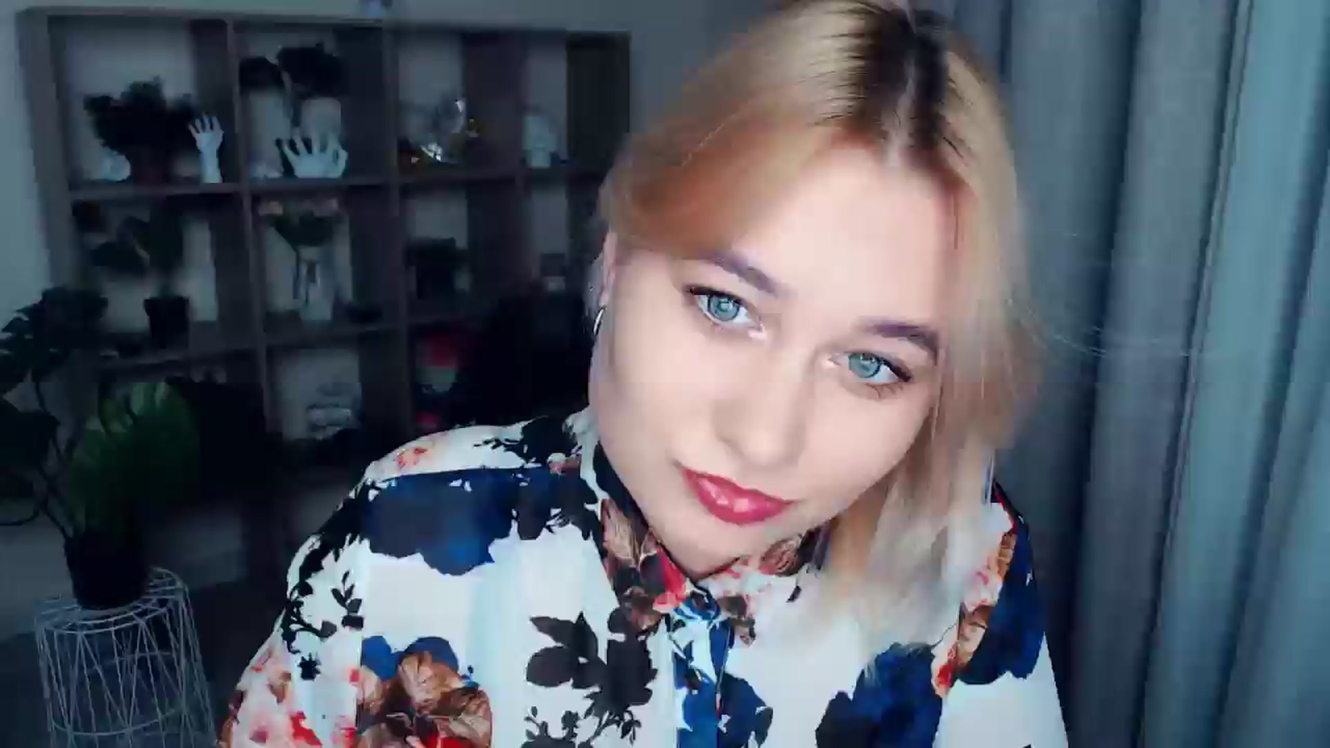 Gallery image thumbnail from Kukla_kolduna's myfreecams stream on, 11/02/2024, 15:49 image 5 of 20