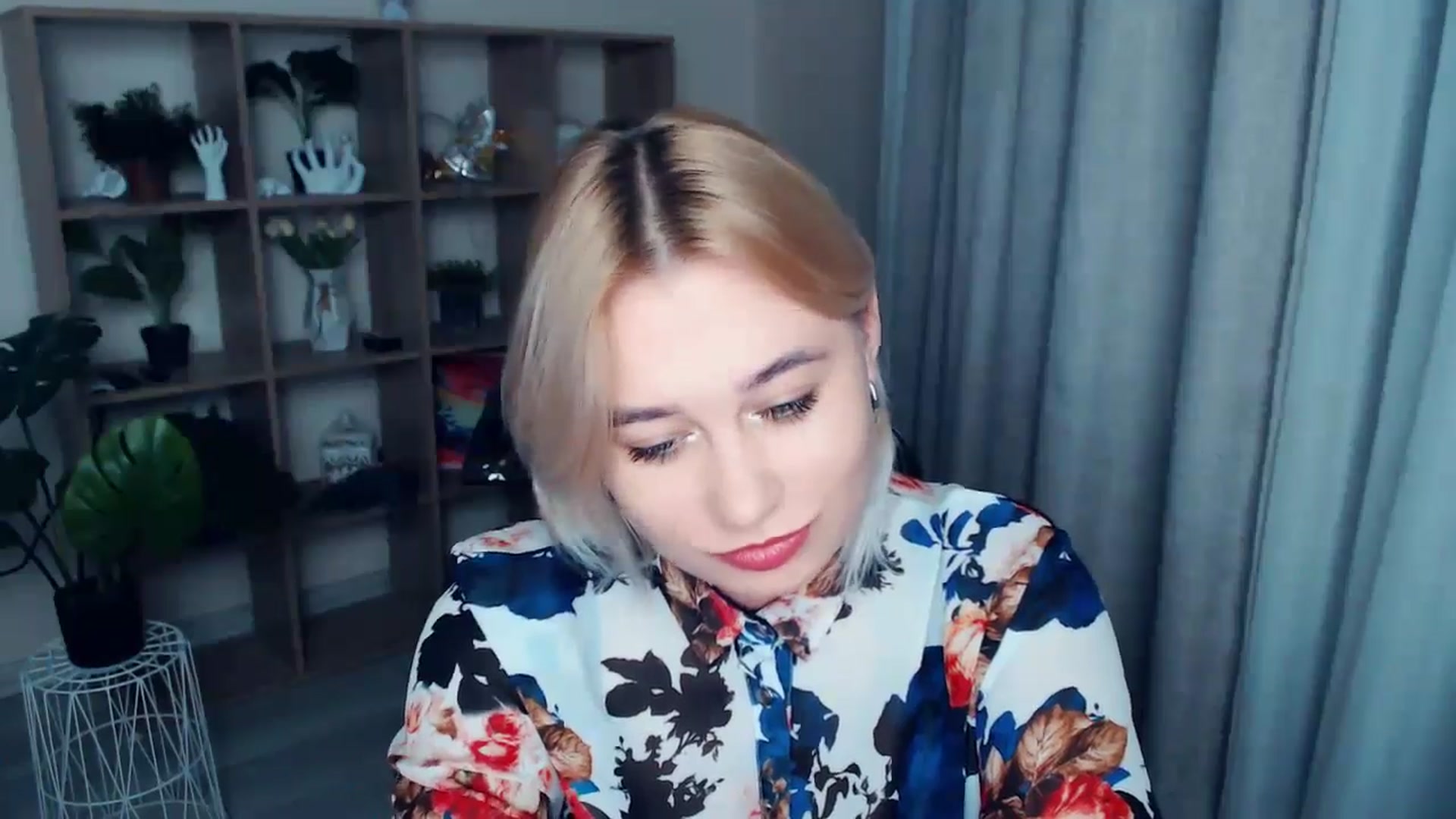 Gallery image thumbnail from Kukla_kolduna's myfreecams stream on, 11/02/2024, 15:49 image 15 of 20