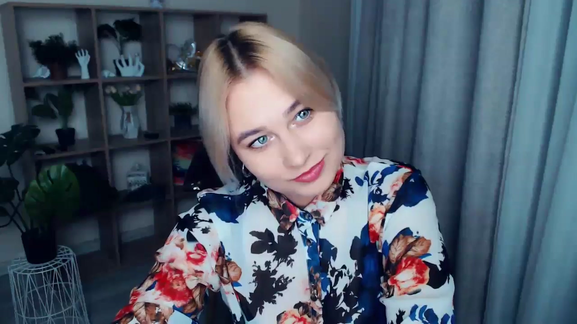 Gallery image thumbnail from Kukla_kolduna's myfreecams stream on, 11/02/2024, 16:06 image 18 of 20