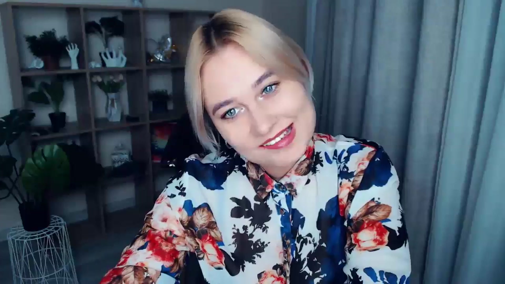Gallery image thumbnail from Kukla_kolduna's myfreecams stream on, 11/02/2024, 16:06 image 11 of 20