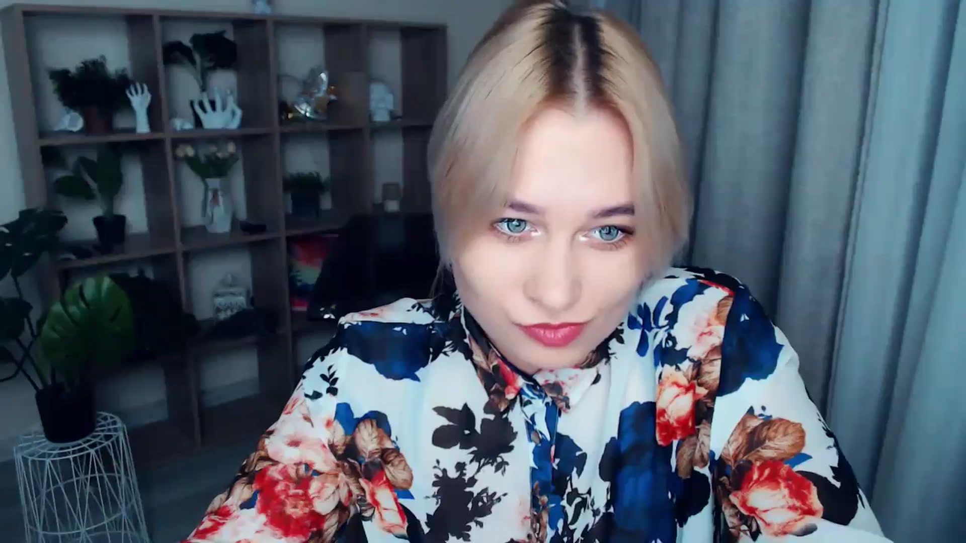 Gallery image thumbnail from Kukla_kolduna's myfreecams stream on, 11/02/2024, 16:06 image 6 of 20