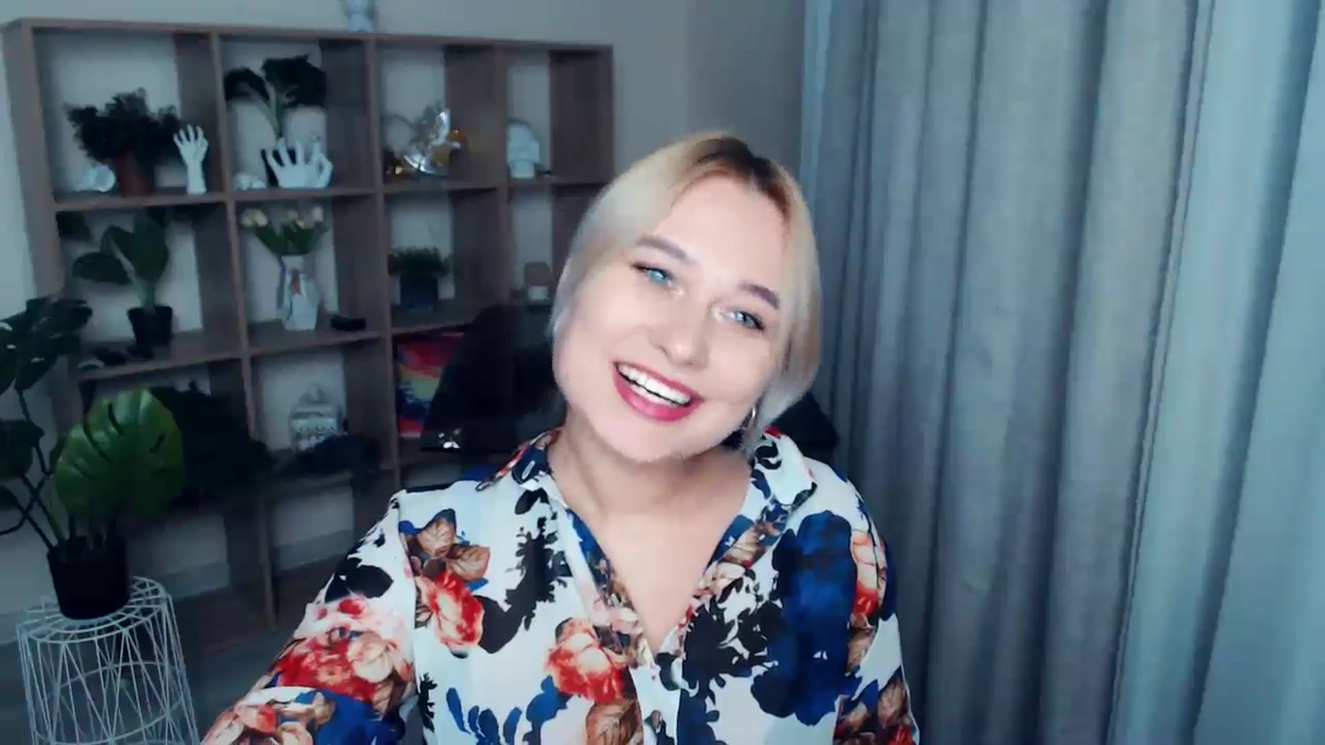 Gallery image thumbnail from Kukla_kolduna's myfreecams stream on, 11/02/2024, 17:28 image 16 of 20