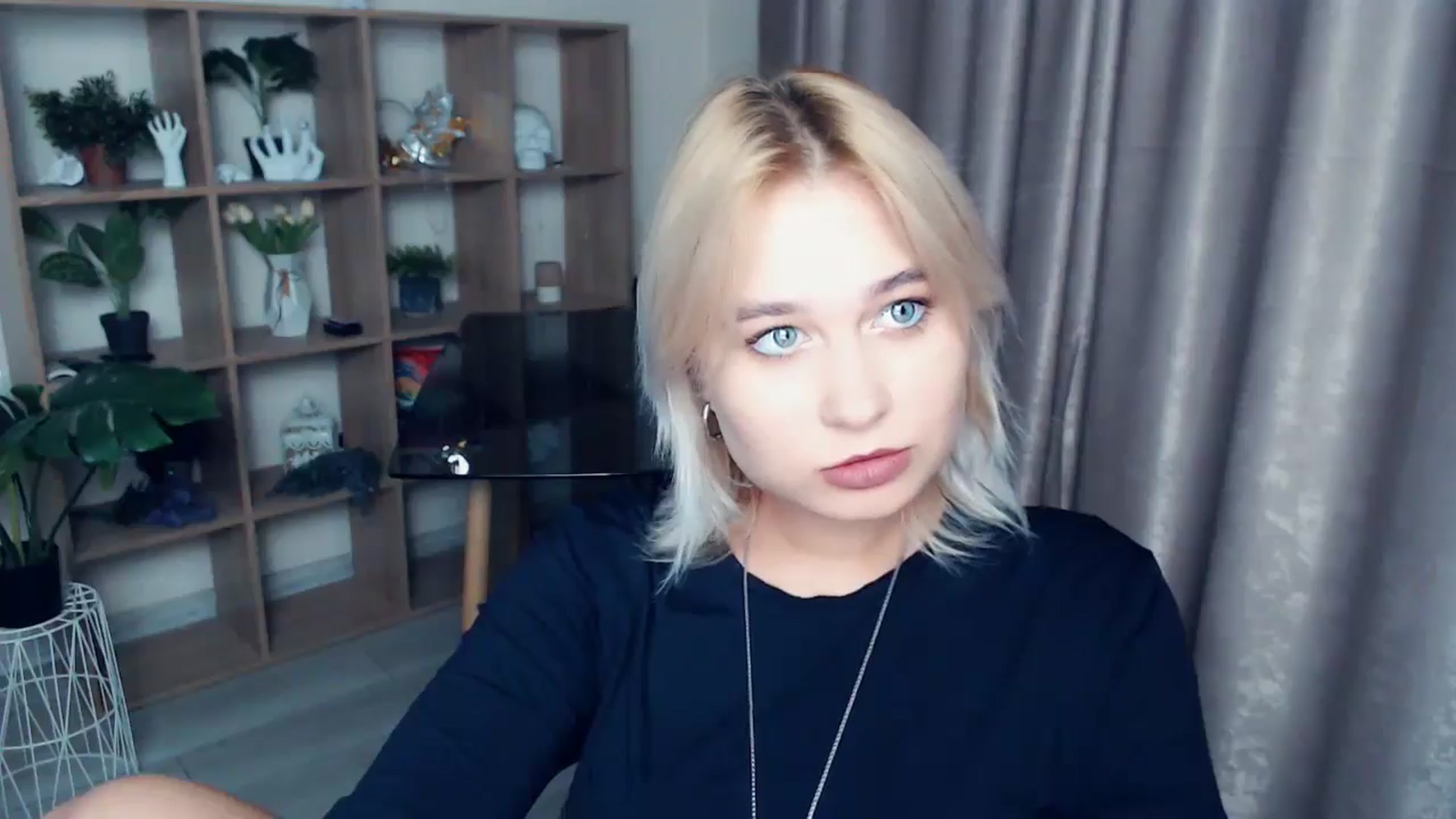 Gallery image thumbnail from Kukla_kolduna's myfreecams stream on, 11/03/2024, 16:55 image 2 of 20