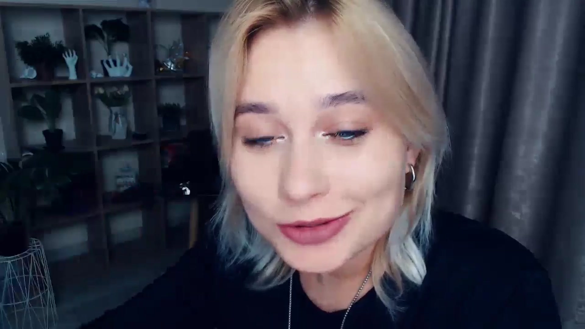 Gallery image thumbnail from Kukla_kolduna's myfreecams stream on, 11/03/2024, 16:55 image 12 of 20