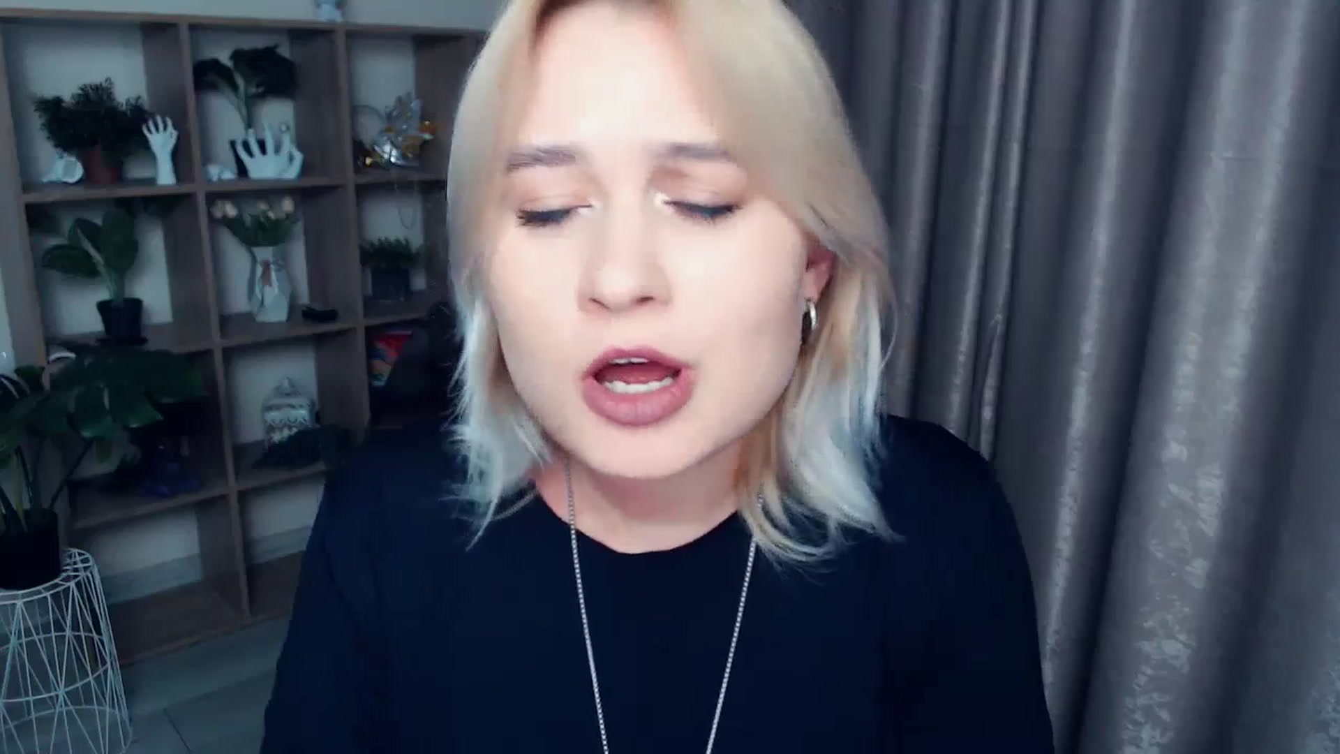 Gallery image thumbnail from Kukla_kolduna's myfreecams stream on, 11/03/2024, 16:55 image 4 of 20