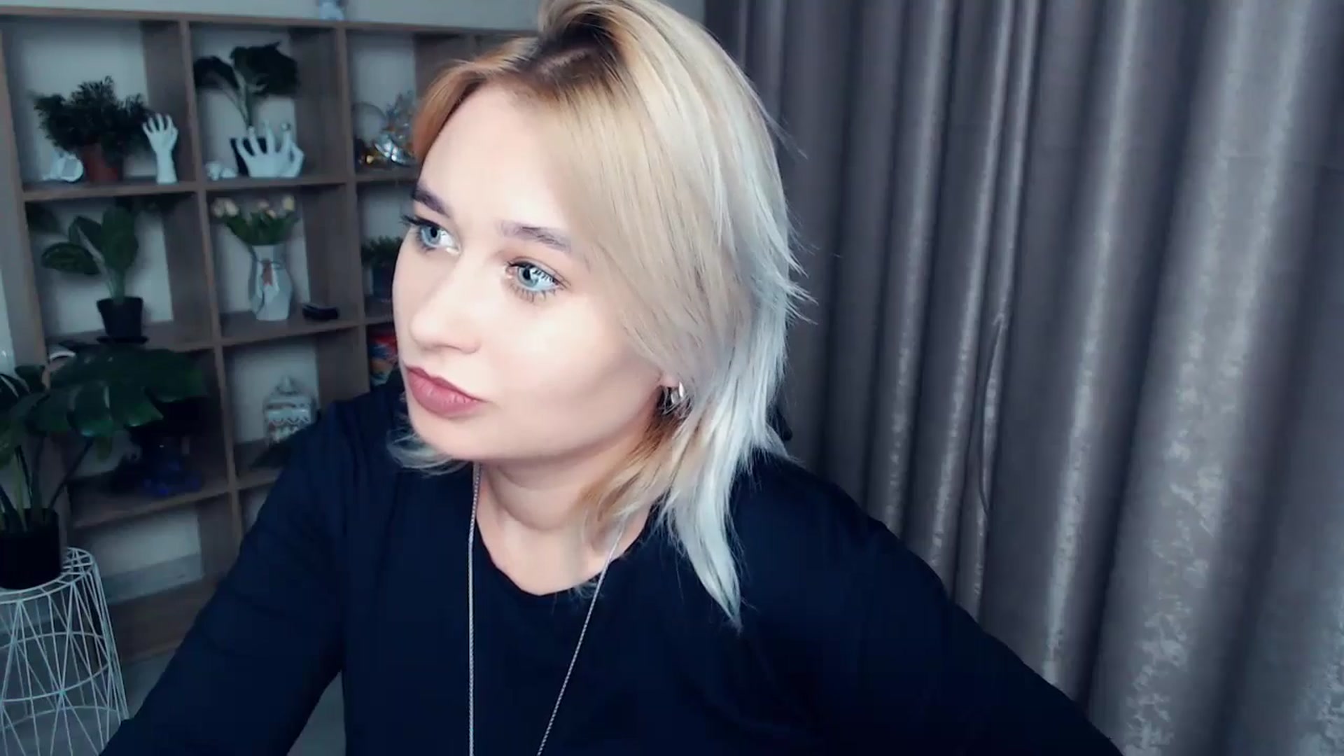 Gallery image thumbnail from Kukla_kolduna's myfreecams stream on, 11/03/2024, 16:55 image 6 of 20