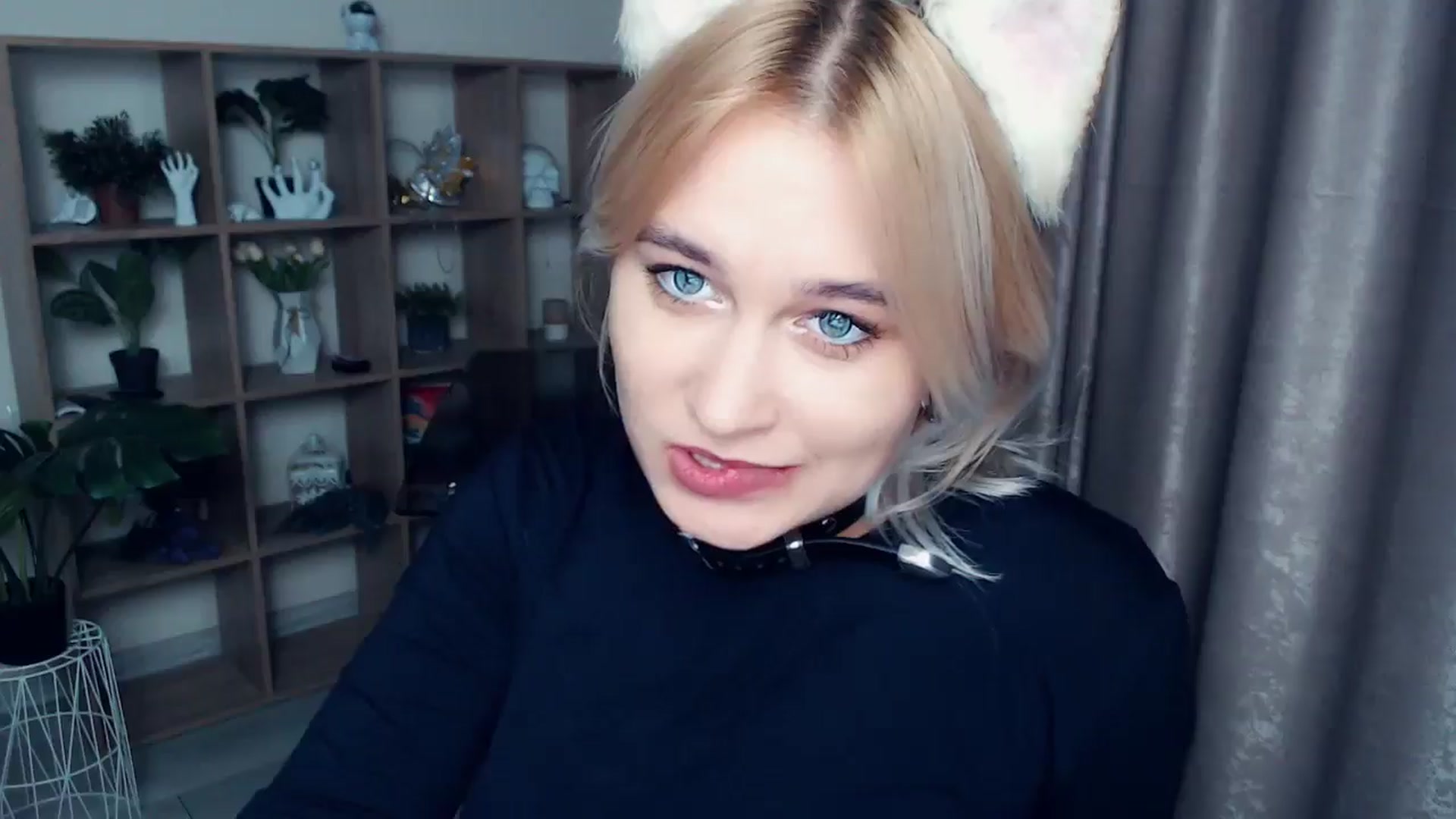 Gallery image thumbnail from Kukla_kolduna's myfreecams stream on, 11/03/2024, 16:55 image 18 of 20