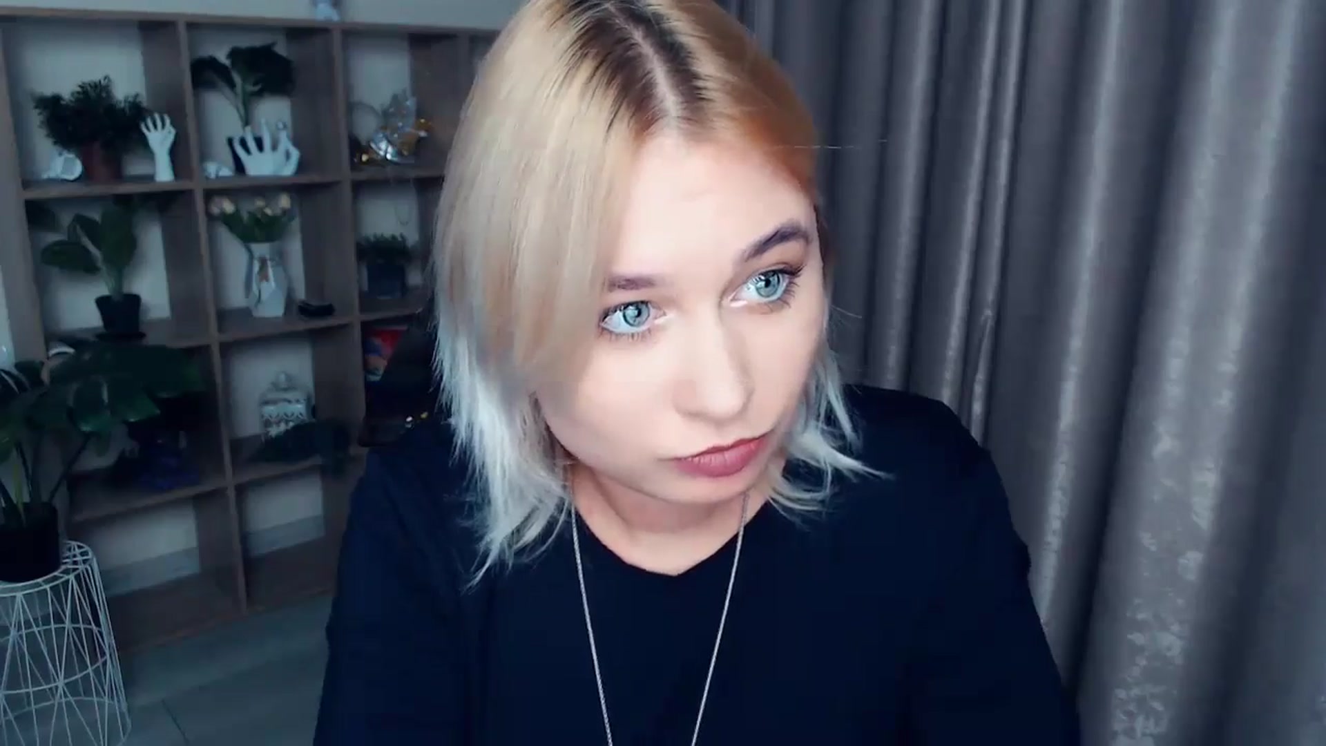 Gallery image thumbnail from Kukla_kolduna's myfreecams stream on, 11/03/2024, 16:55 image 5 of 20