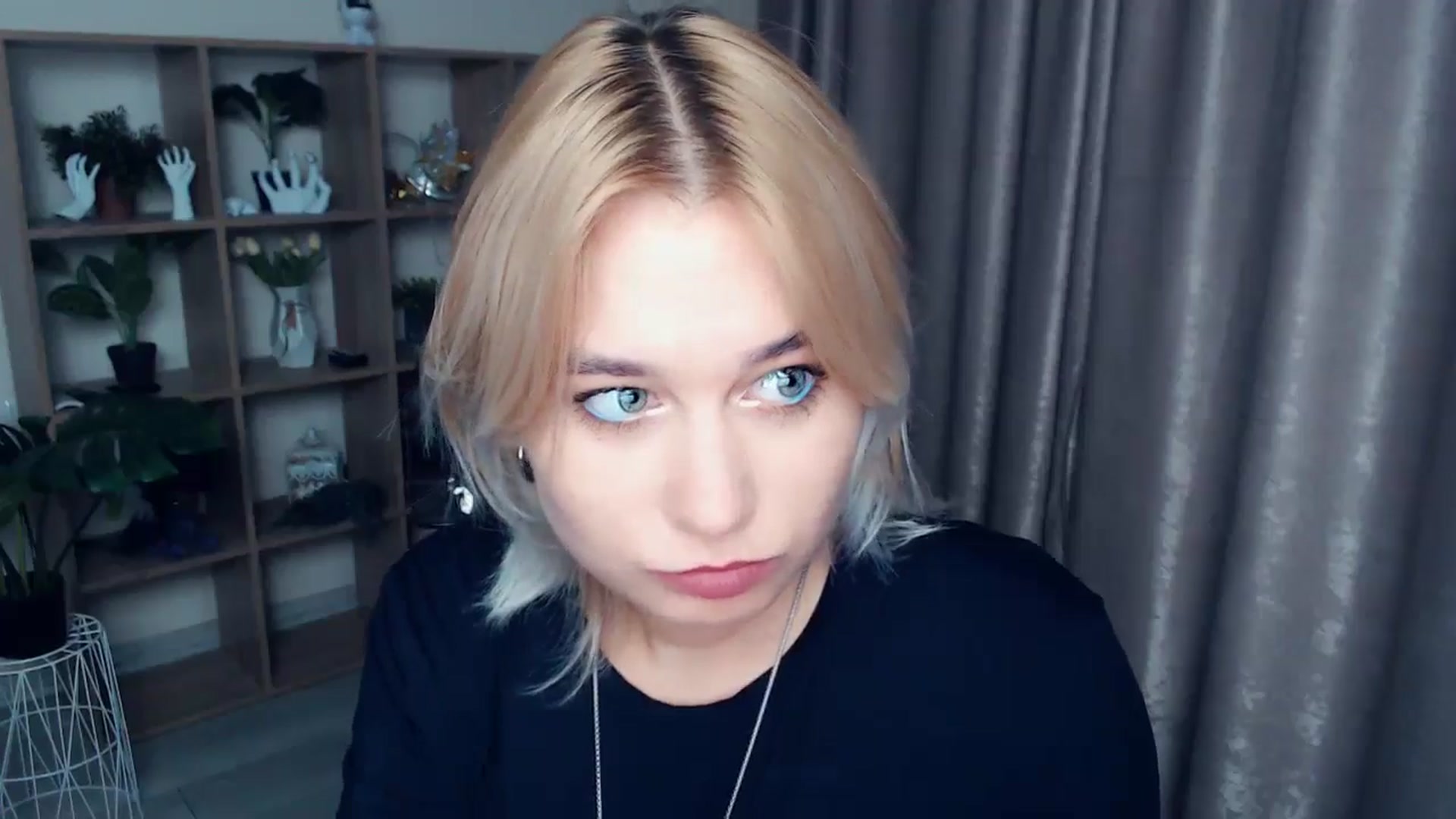 Gallery image thumbnail from Kukla_kolduna's myfreecams stream on, 11/03/2024, 19:24 image 8 of 20