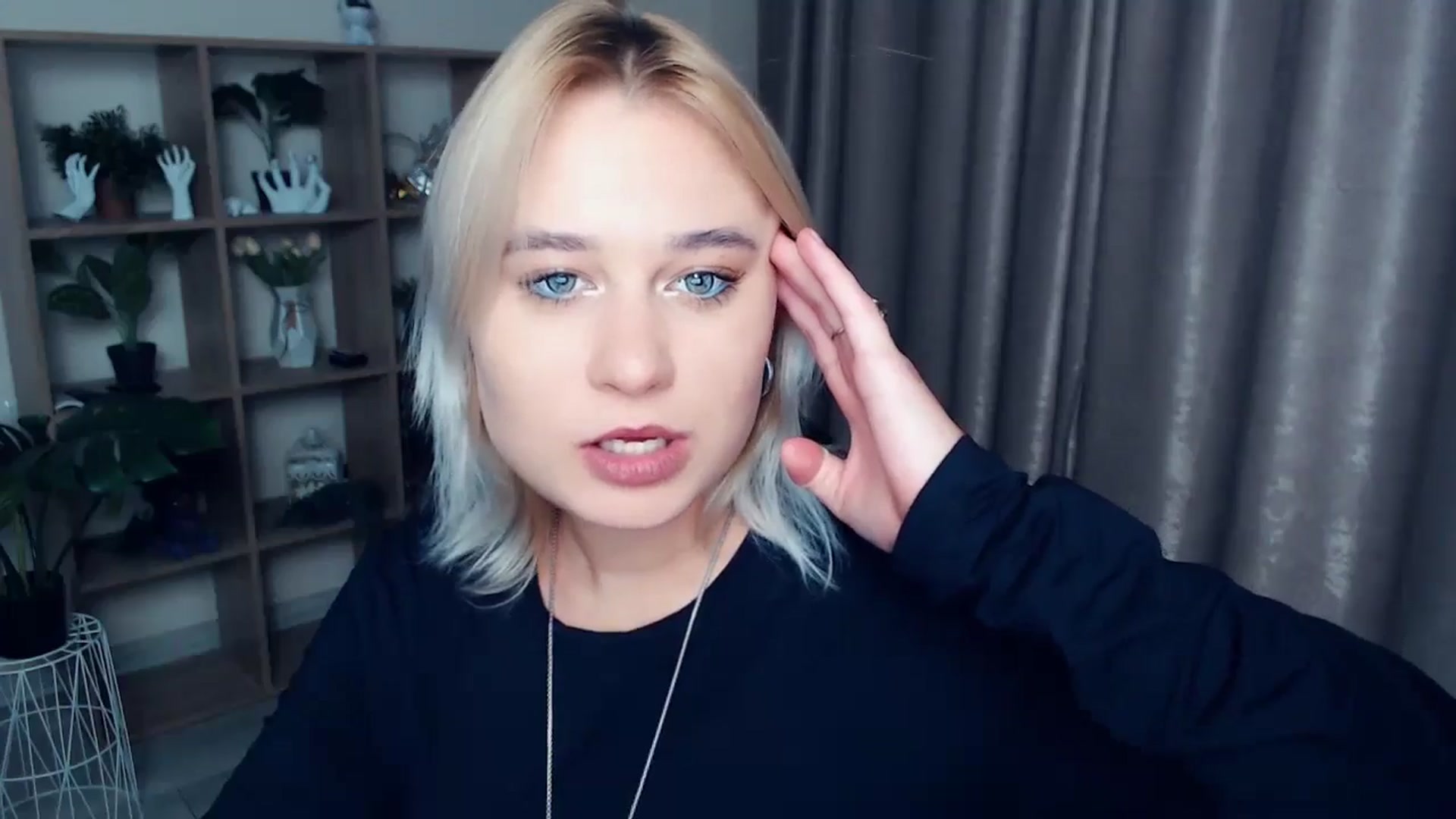 Gallery image thumbnail from Kukla_kolduna's myfreecams stream on, 11/03/2024, 19:24 image 13 of 20