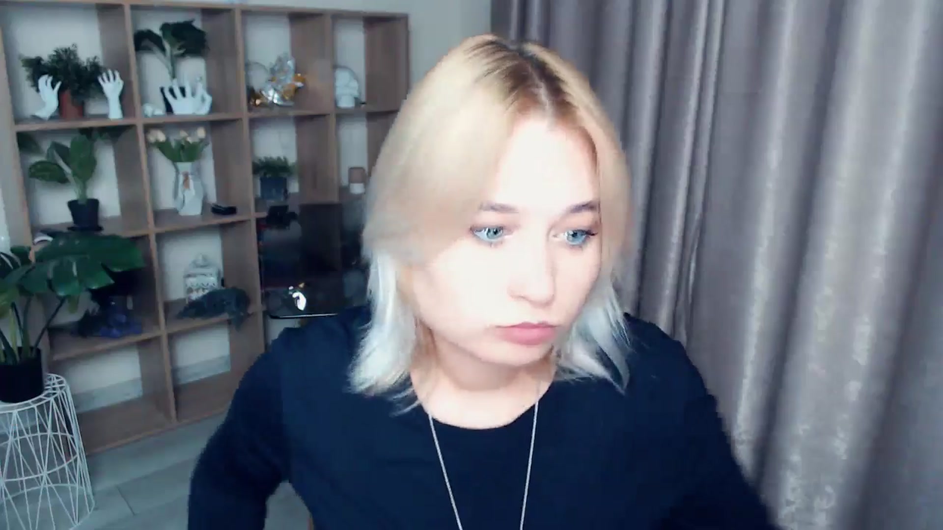 Gallery image thumbnail from Kukla_kolduna's myfreecams stream on, 11/03/2024, 19:24 image 19 of 20
