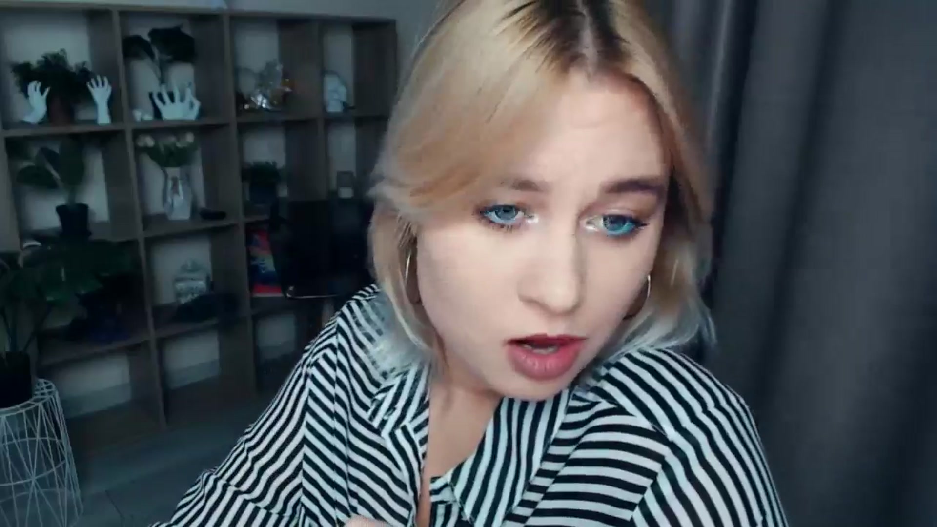 Gallery image thumbnail from Kukla_kolduna's myfreecams stream on, 11/04/2024, 16:11 image 14 of 20