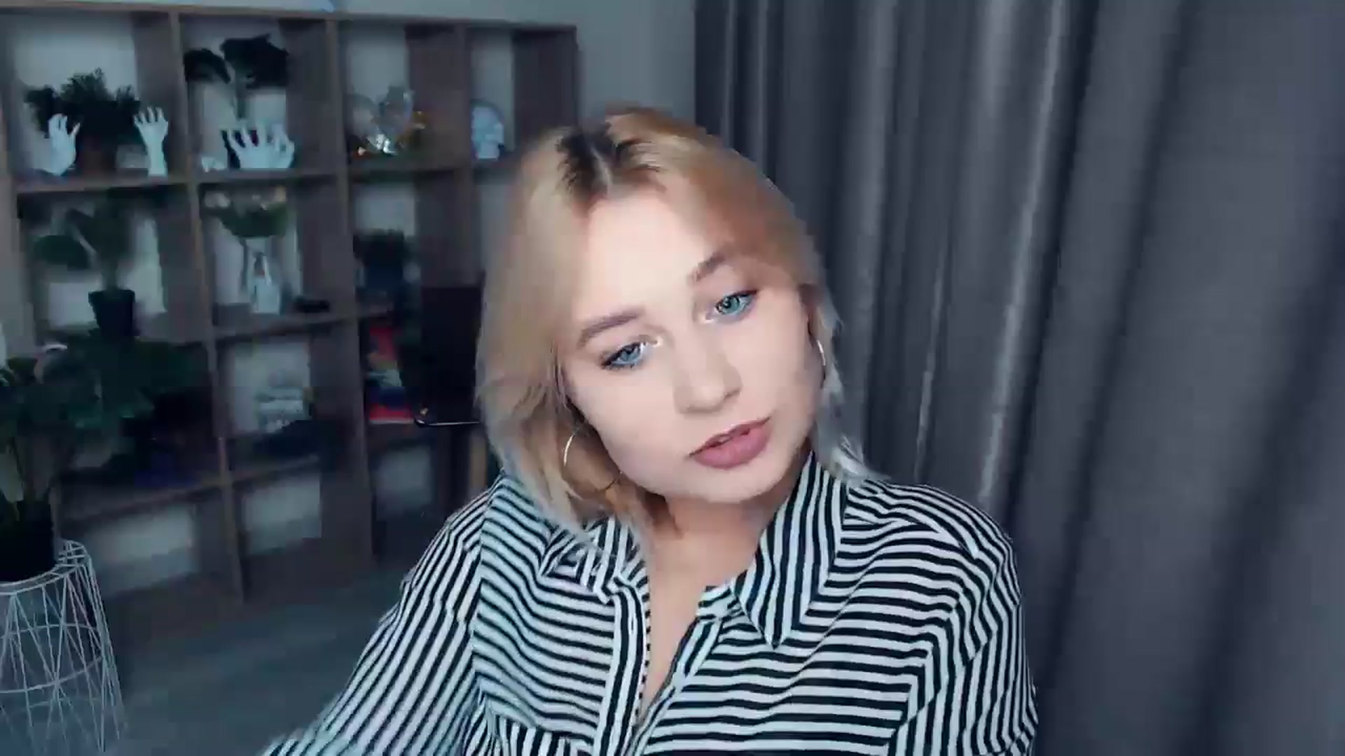 Gallery image thumbnail from Kukla_kolduna's myfreecams stream on, 11/04/2024, 16:11 image 15 of 20