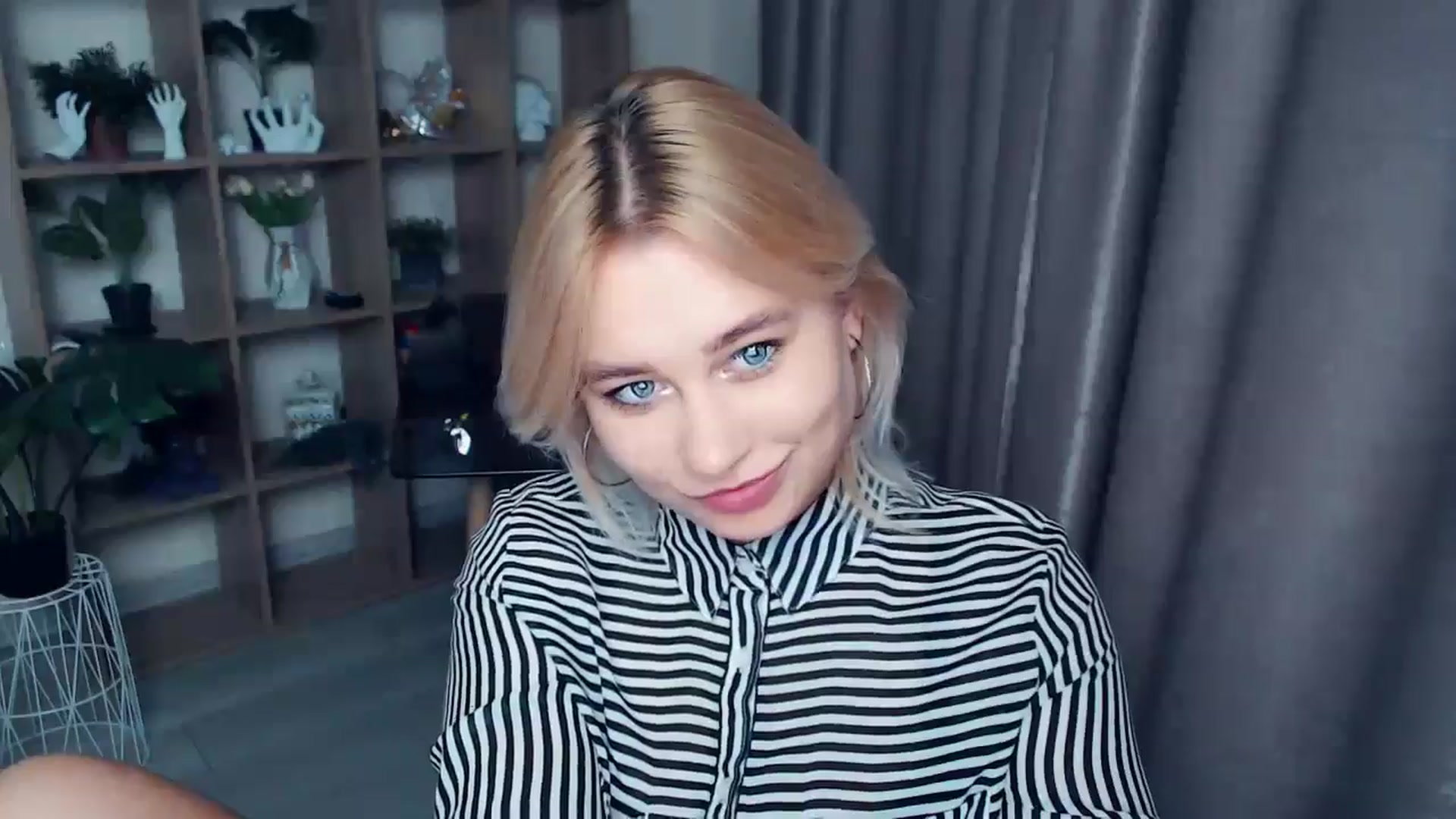 Gallery image thumbnail from Kukla_kolduna's myfreecams stream on, 11/04/2024, 18:02 image 20 of 20