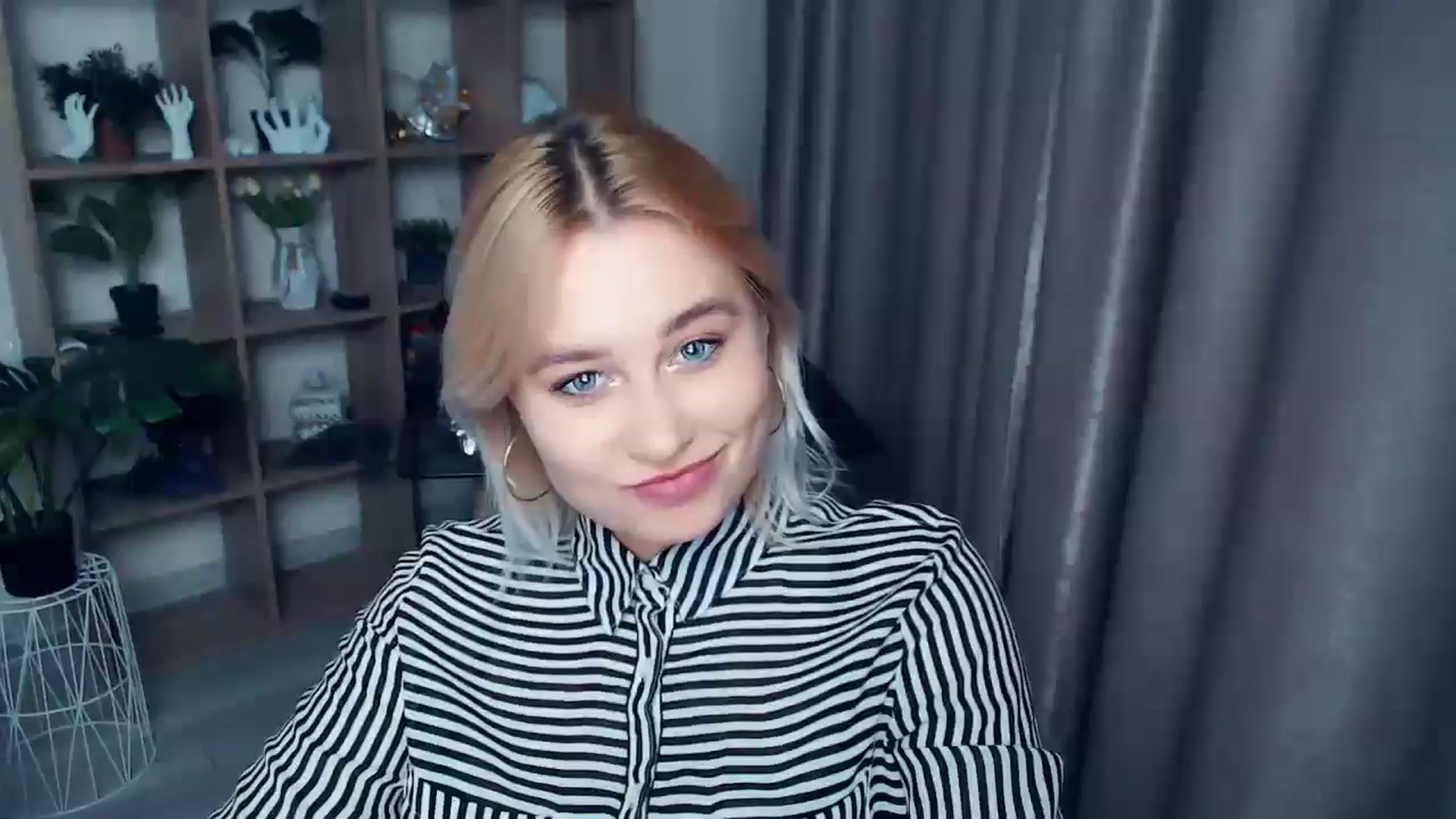 Gallery image thumbnail from Kukla_kolduna's myfreecams stream on, 11/04/2024, 18:02 image 6 of 20
