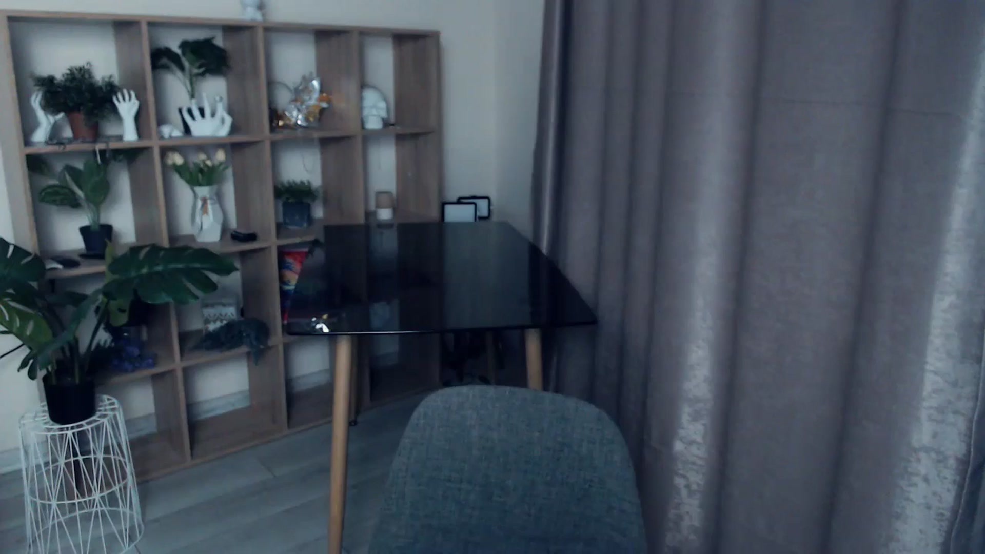 Gallery image thumbnail from Kukla_kolduna's myfreecams stream on, 11/07/2024, 17:33 image 5 of 20