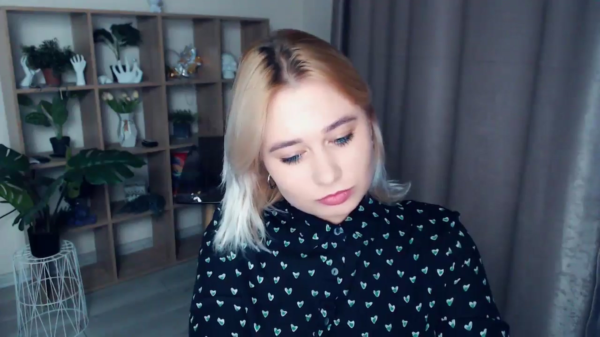 Gallery image thumbnail from Kukla_kolduna's myfreecams stream on, 11/07/2024, 17:33 image 8 of 20