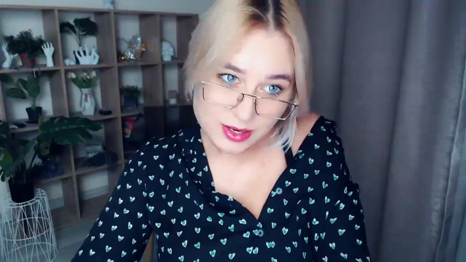 Gallery image thumbnail from Kukla_kolduna's myfreecams stream on, 11/07/2024, 18:35 image 9 of 20