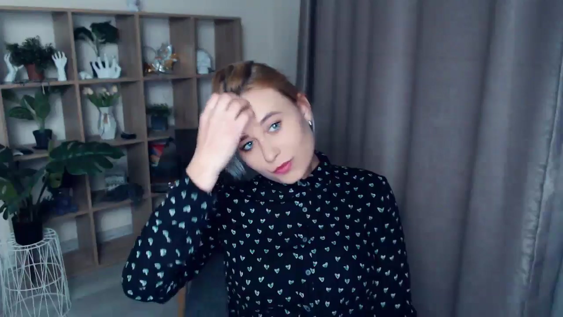Gallery image thumbnail from Kukla_kolduna's myfreecams stream on, 11/07/2024, 19:08 image 5 of 20