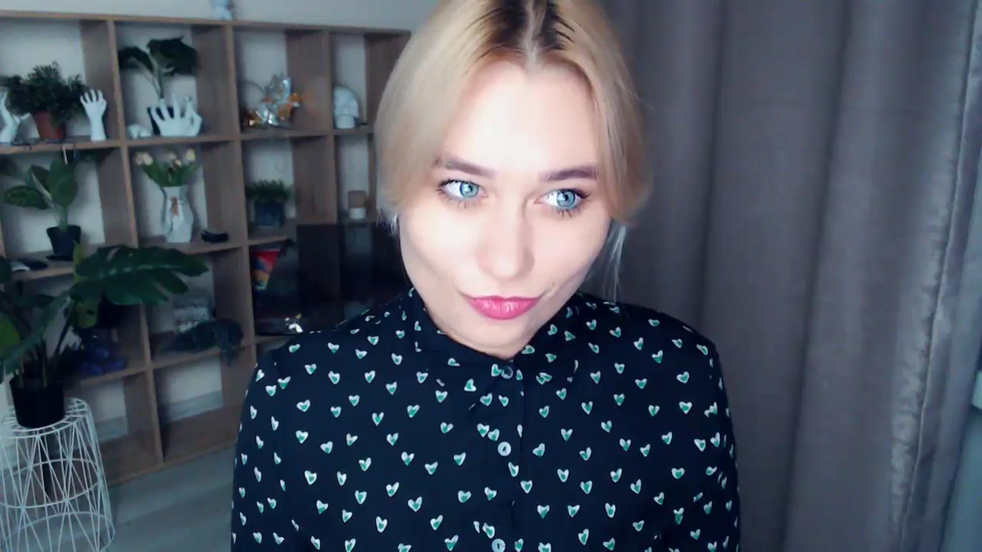 Gallery image thumbnail from Kukla_kolduna's myfreecams stream on, 11/07/2024, 19:08 image 13 of 20