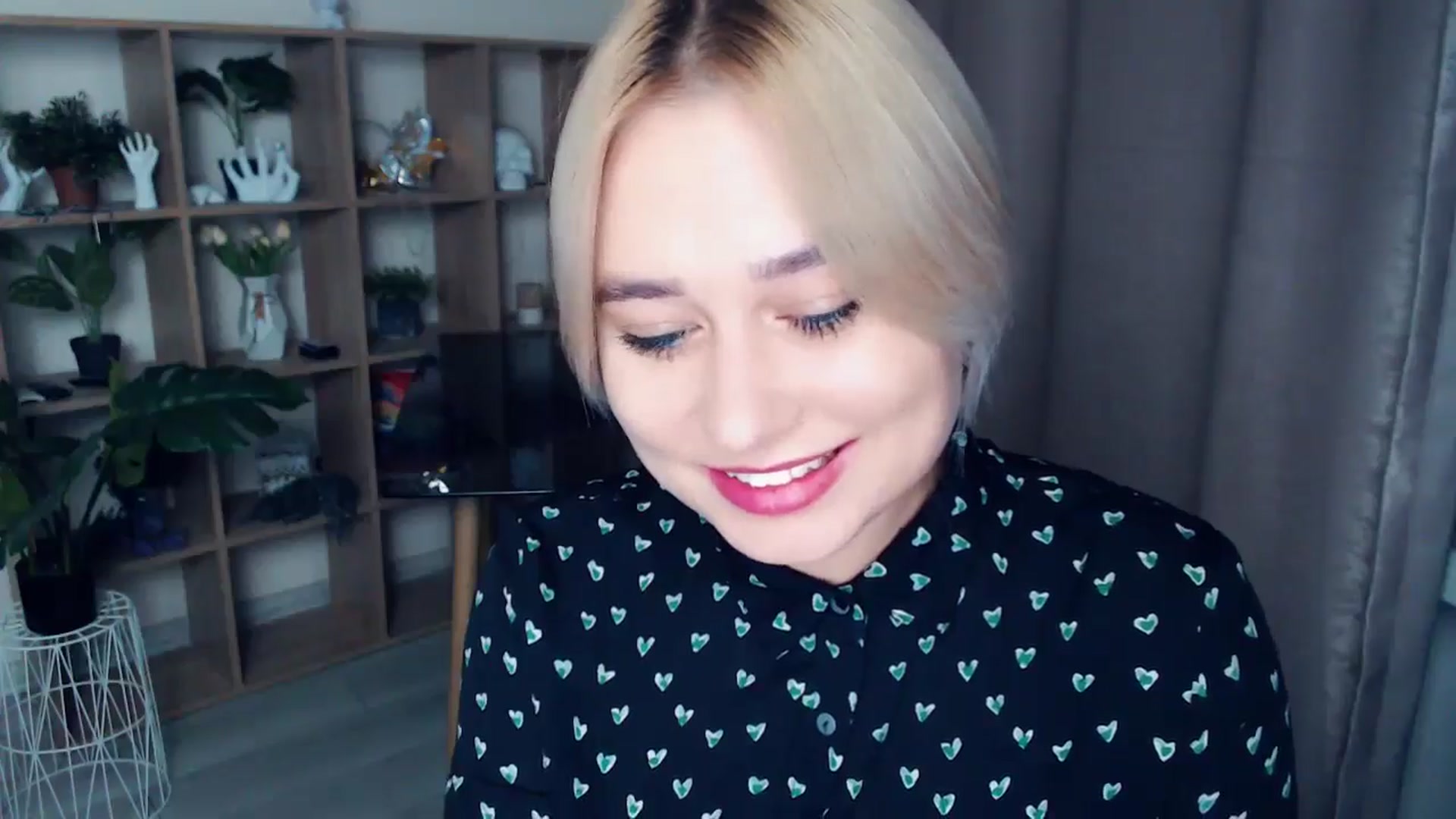 Gallery image thumbnail from Kukla_kolduna's myfreecams stream on, 11/07/2024, 19:08 image 9 of 20