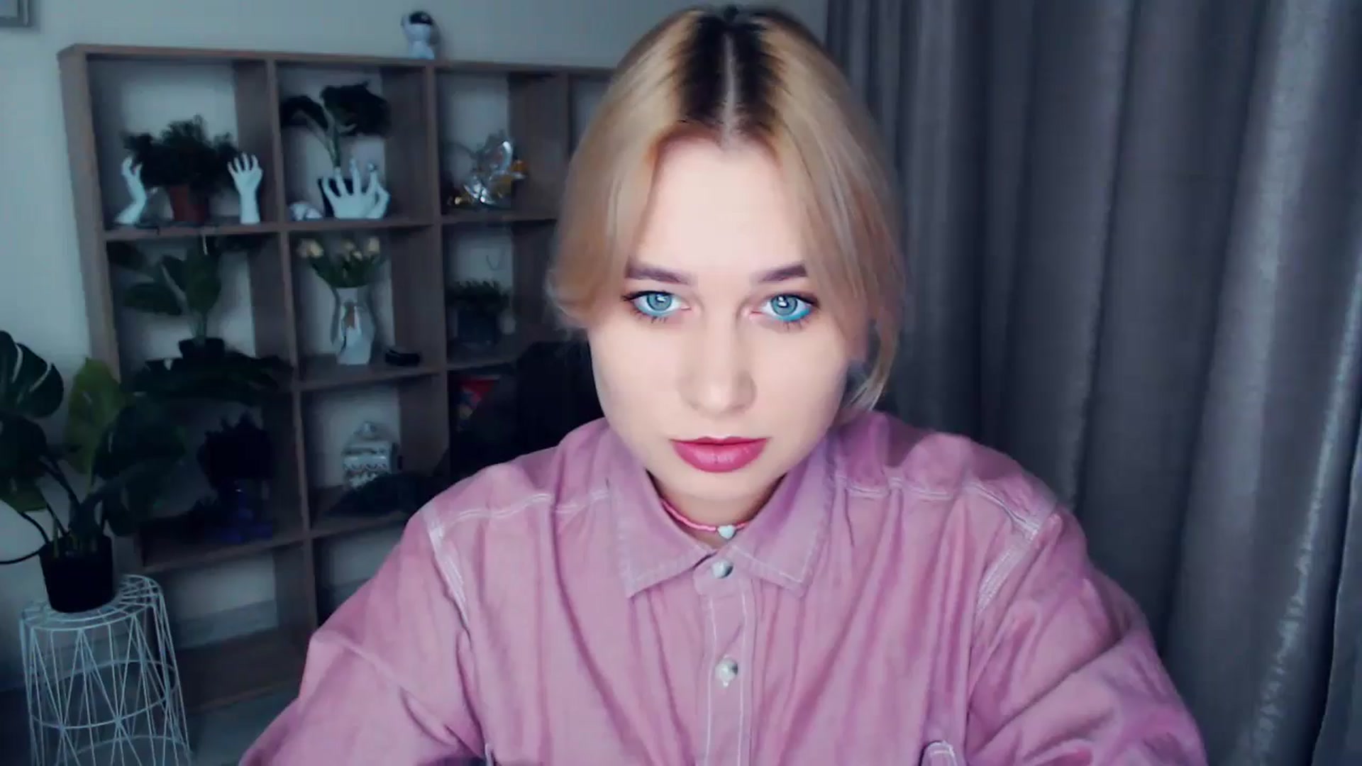 Gallery image thumbnail from Kukla_kolduna's myfreecams stream on, 11/08/2024, 16:09 image 1 of 20