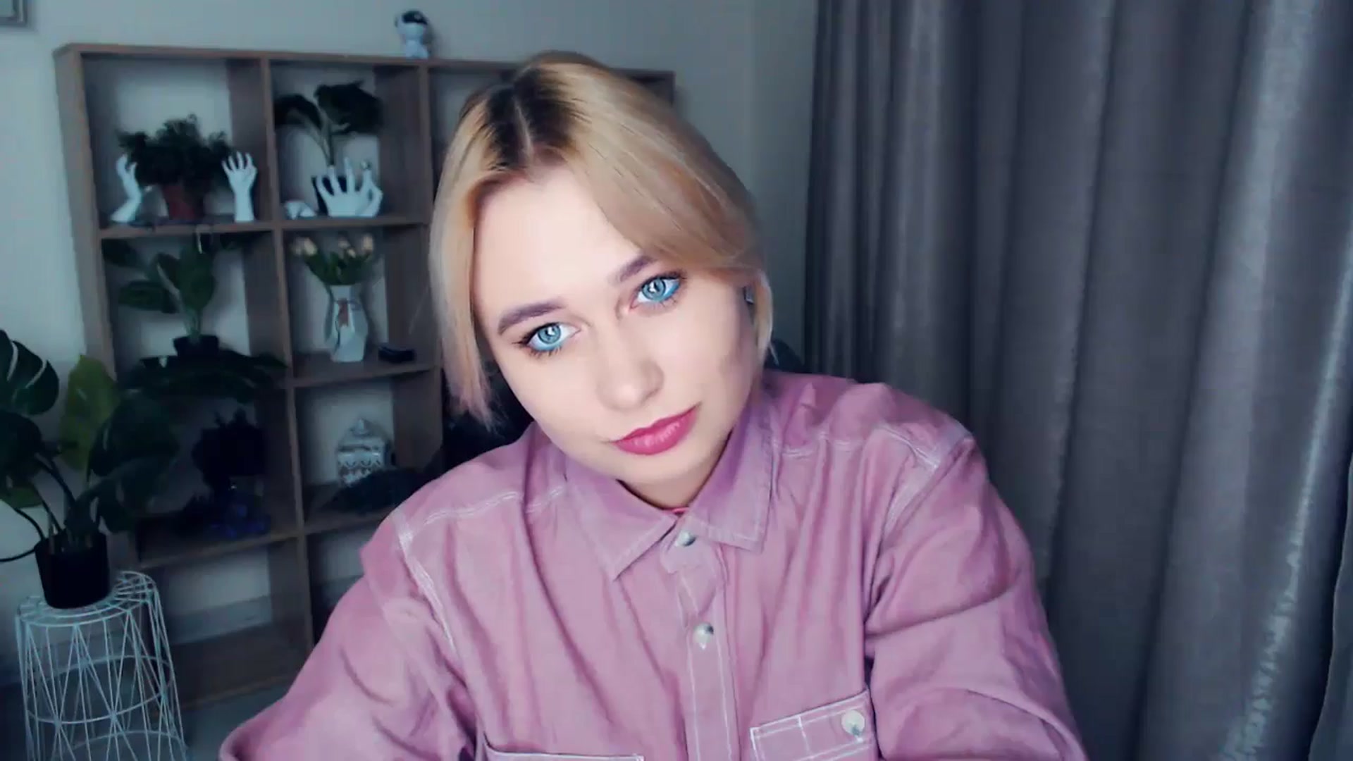 Gallery image thumbnail from Kukla_kolduna's myfreecams stream on, 11/08/2024, 16:09 image 13 of 20