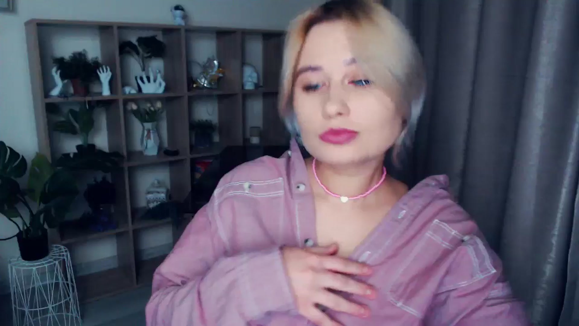 Gallery image thumbnail from Kukla_kolduna's myfreecams stream on, 11/08/2024, 16:09 image 2 of 20