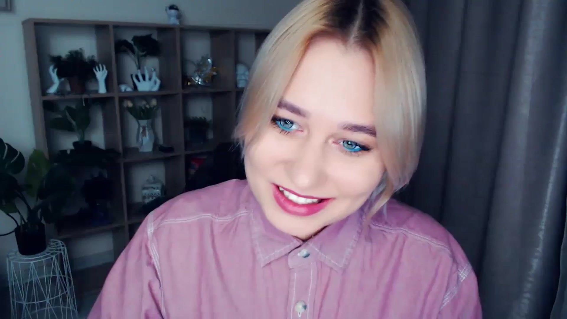 Gallery image thumbnail from Kukla_kolduna's myfreecams stream on, 11/08/2024, 16:09 image 20 of 20
