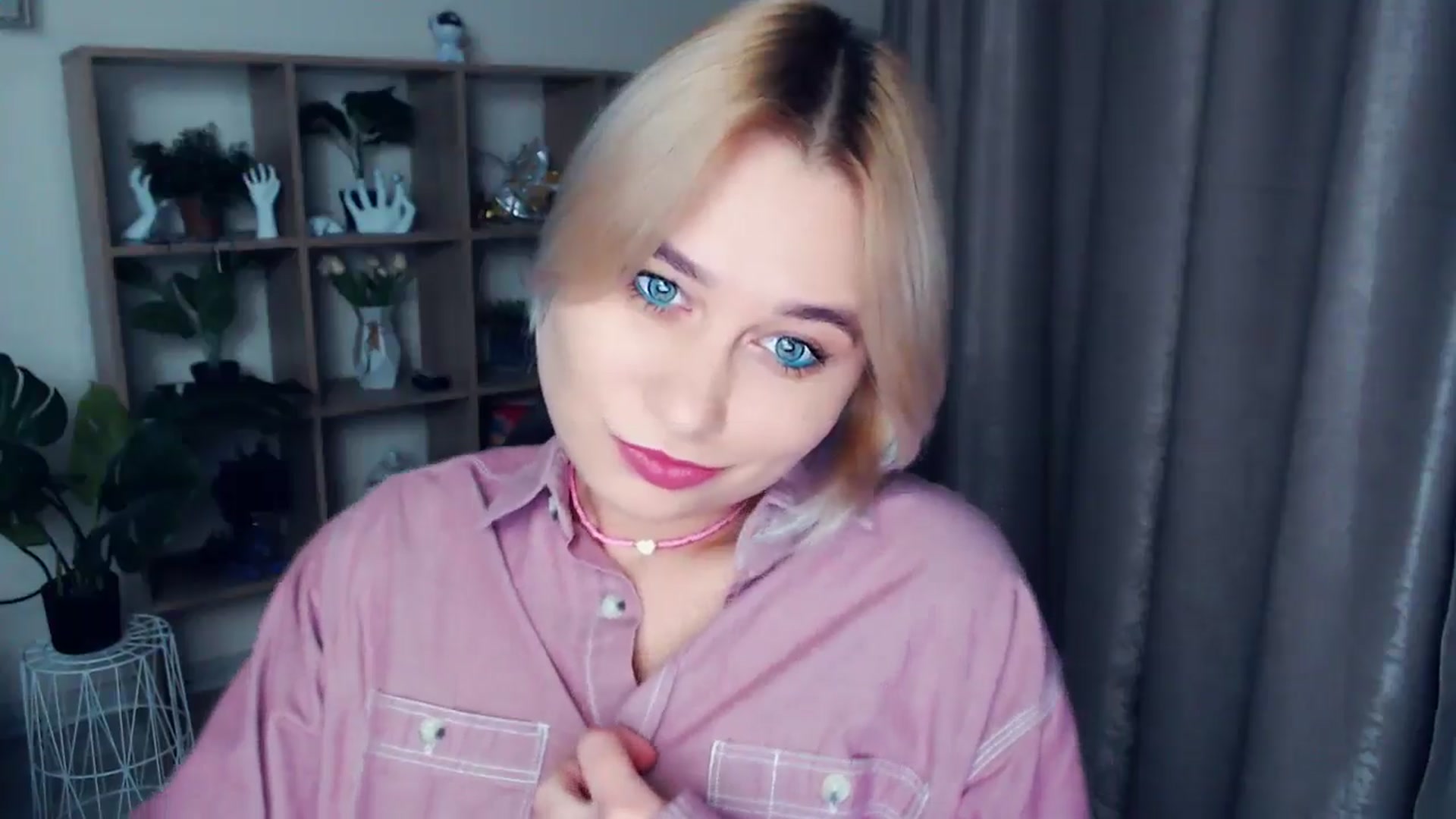 Gallery image thumbnail from Kukla_kolduna's myfreecams stream on, 11/08/2024, 16:09 image 7 of 20