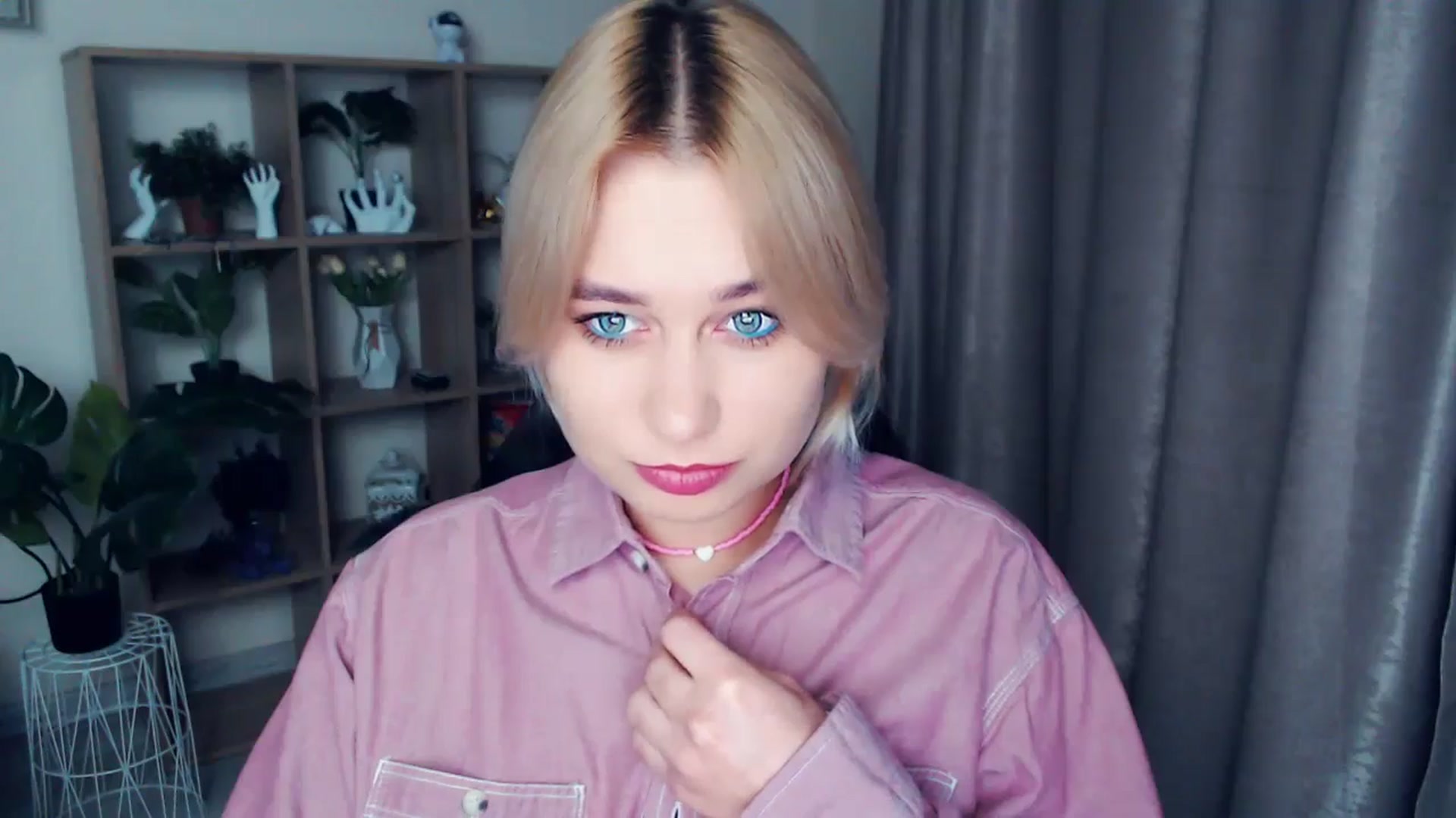 Gallery image thumbnail from Kukla_kolduna's myfreecams stream on, 11/08/2024, 16:09 image 8 of 20