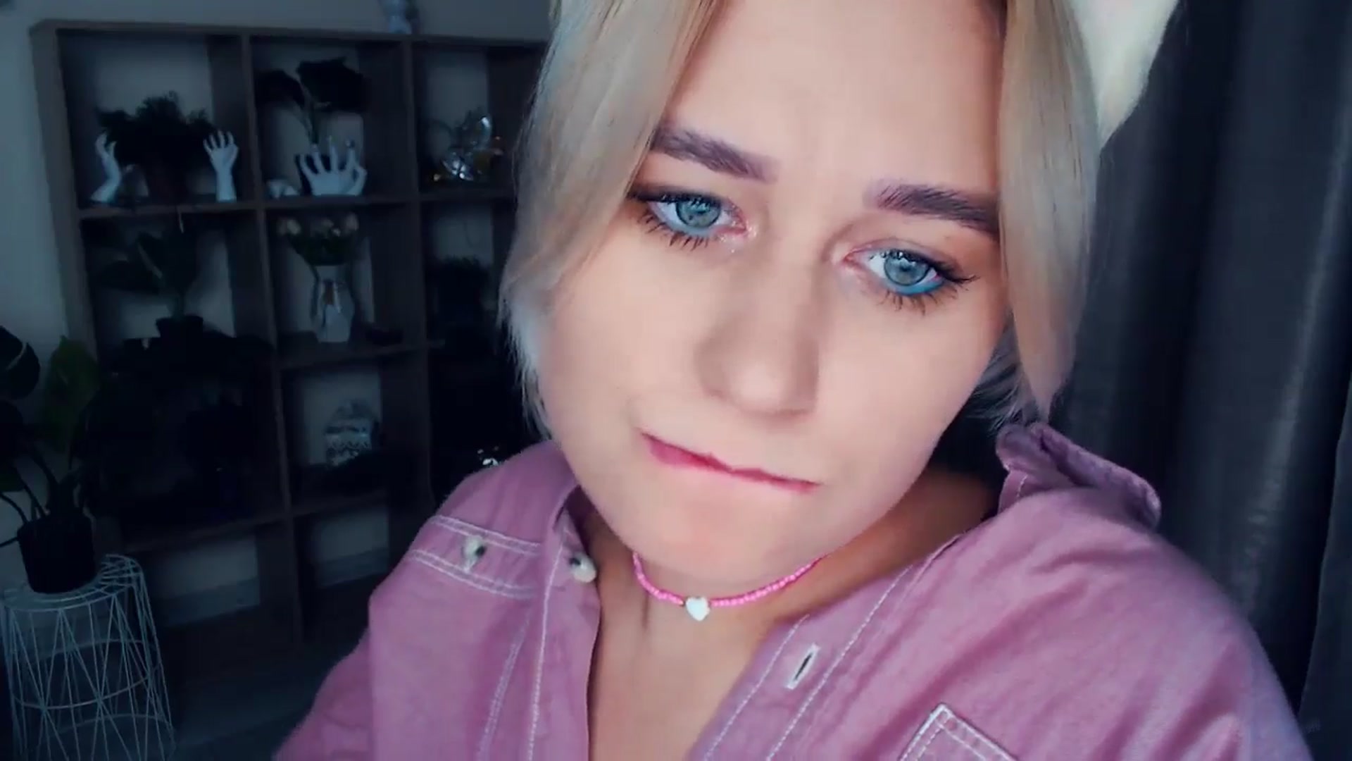 Gallery image thumbnail from Kukla_kolduna's myfreecams stream on, 11/08/2024, 18:42 image 17 of 20