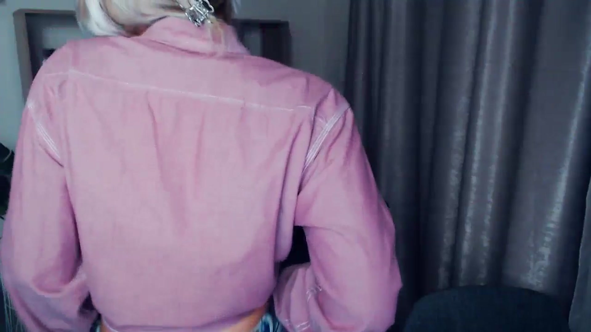 Gallery image thumbnail from Kukla_kolduna's myfreecams stream on, 11/08/2024, 18:42 image 15 of 20