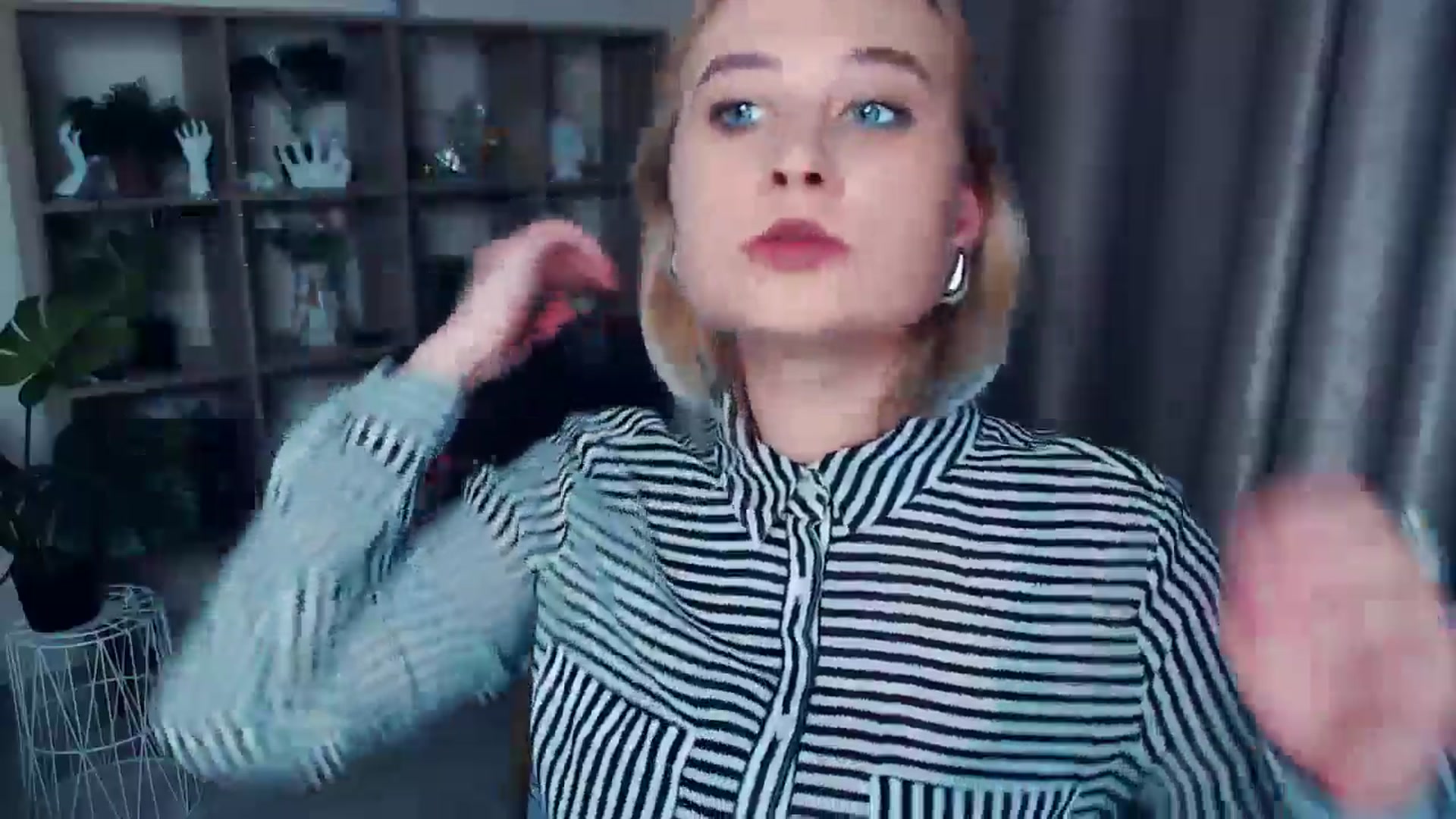 Gallery image thumbnail from Kukla_kolduna's myfreecams stream on, 11/09/2024, 16:58 image 9 of 20