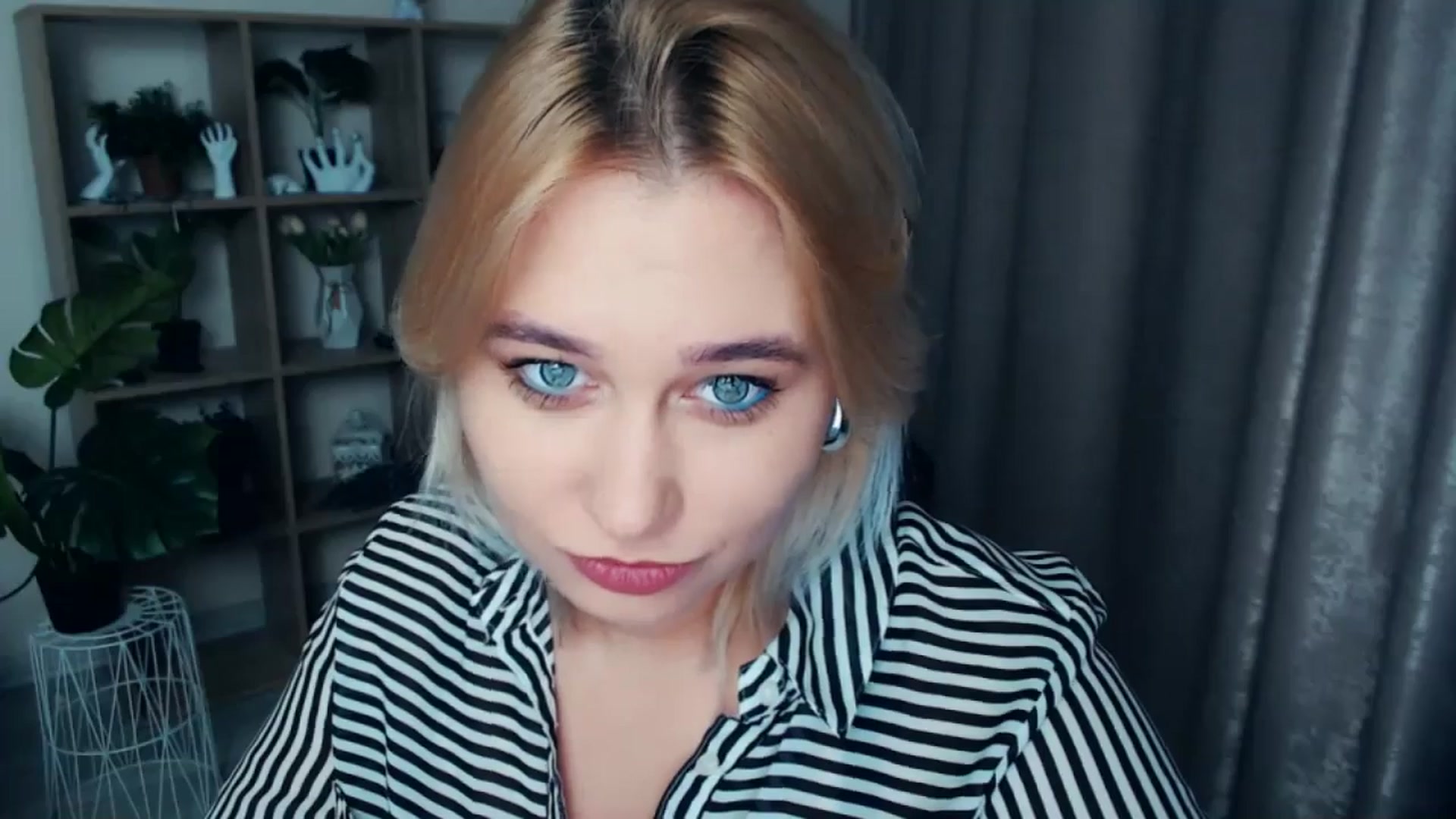 Gallery image thumbnail from Kukla_kolduna's myfreecams stream on, 11/09/2024, 16:58 image 5 of 20