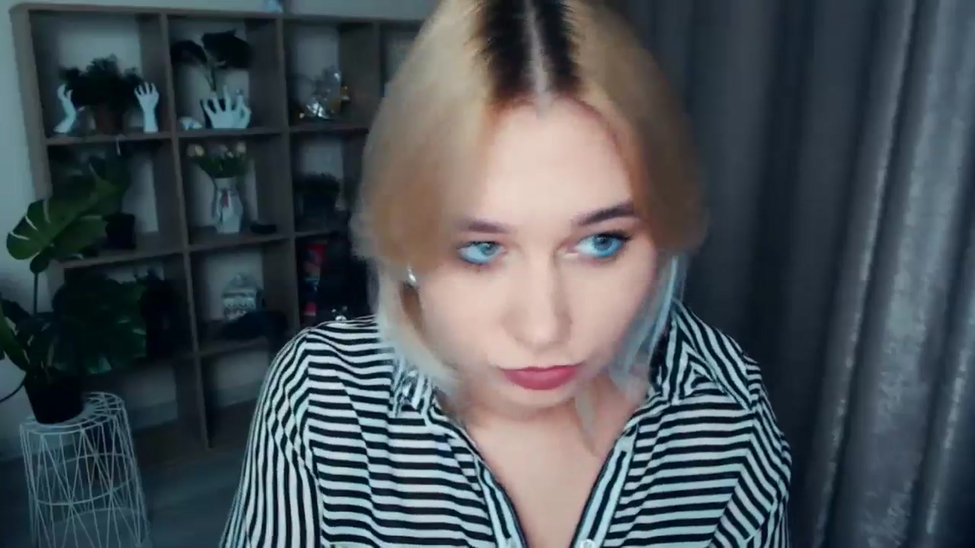 Gallery image thumbnail from Kukla_kolduna's myfreecams stream on, 11/09/2024, 16:58 image 4 of 20