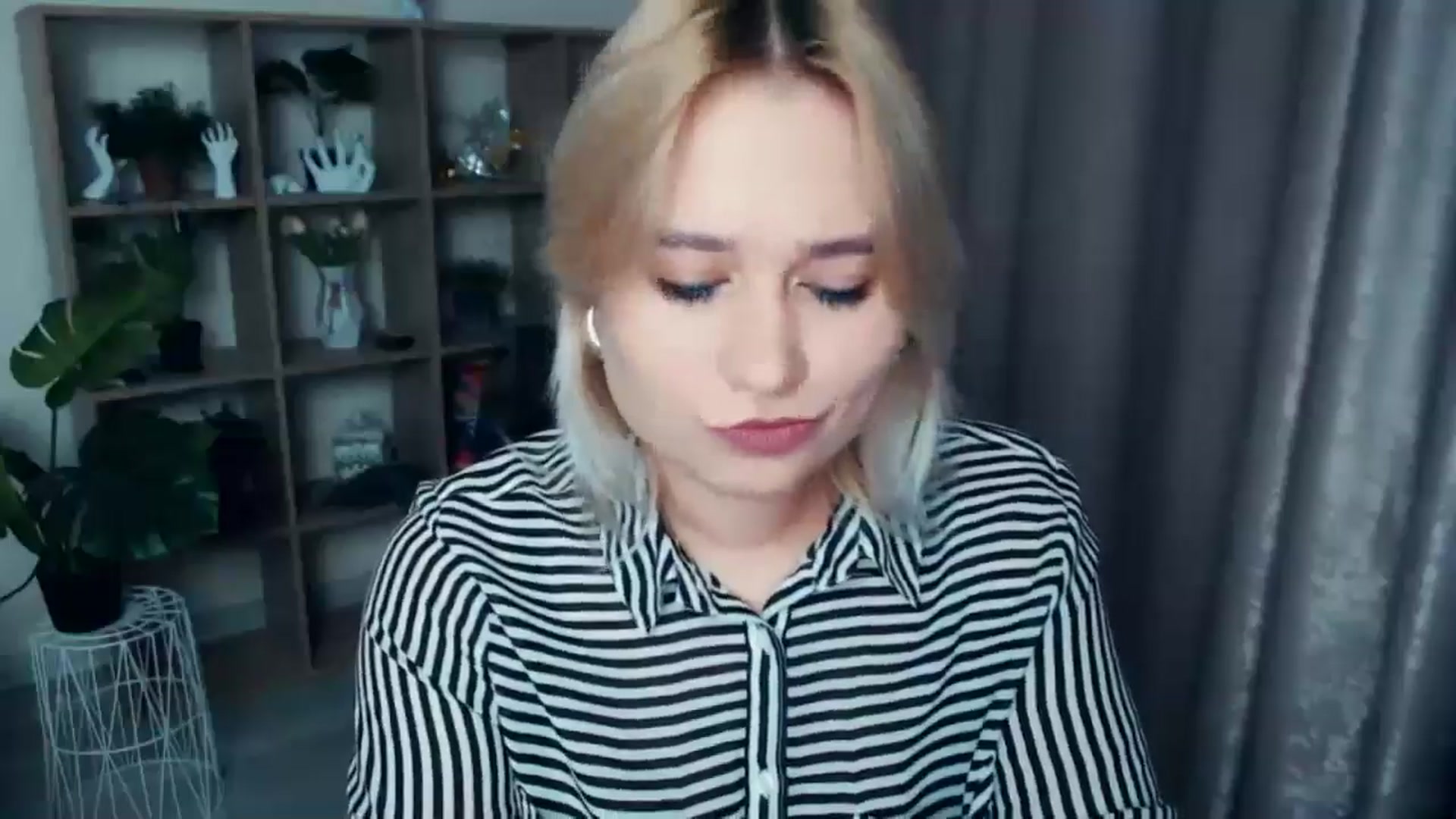 Gallery image thumbnail from Kukla_kolduna's myfreecams stream on, 11/09/2024, 16:58 image 2 of 20