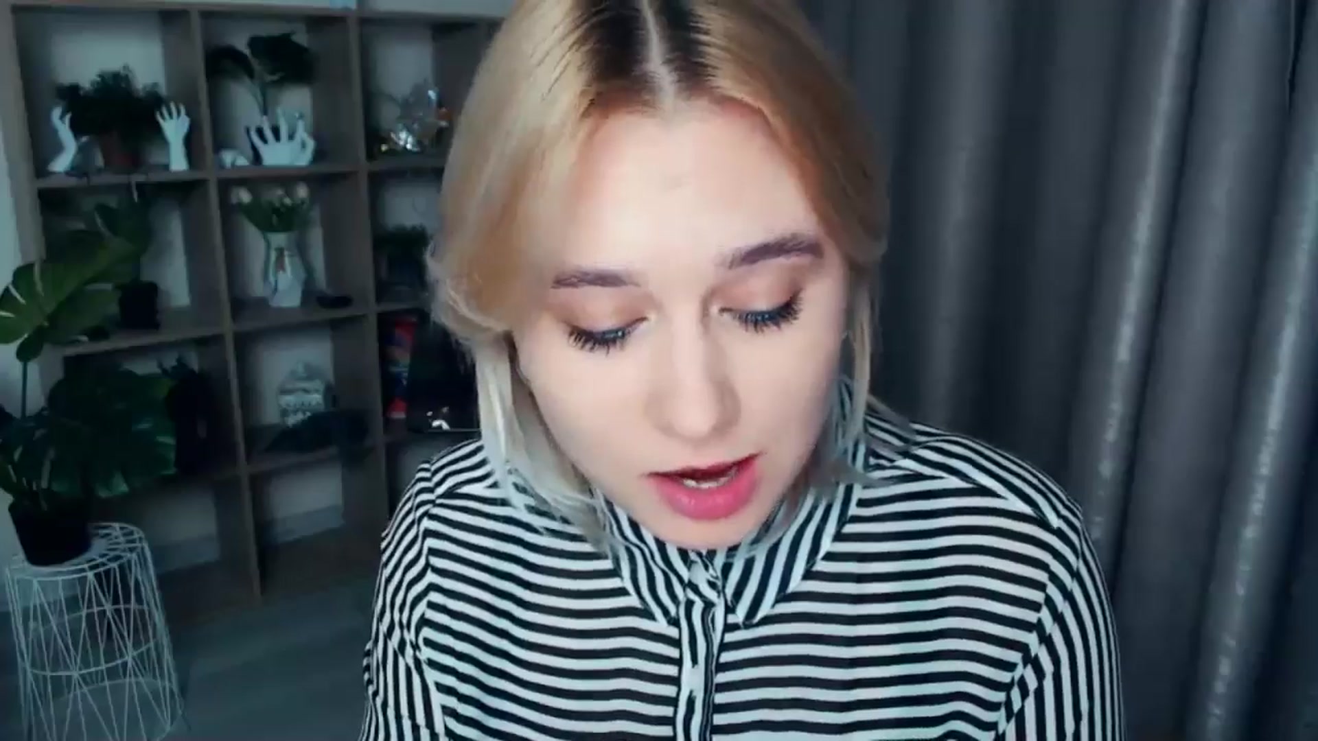 Gallery image thumbnail from Kukla_kolduna's myfreecams stream on, 11/09/2024, 18:05 image 20 of 20