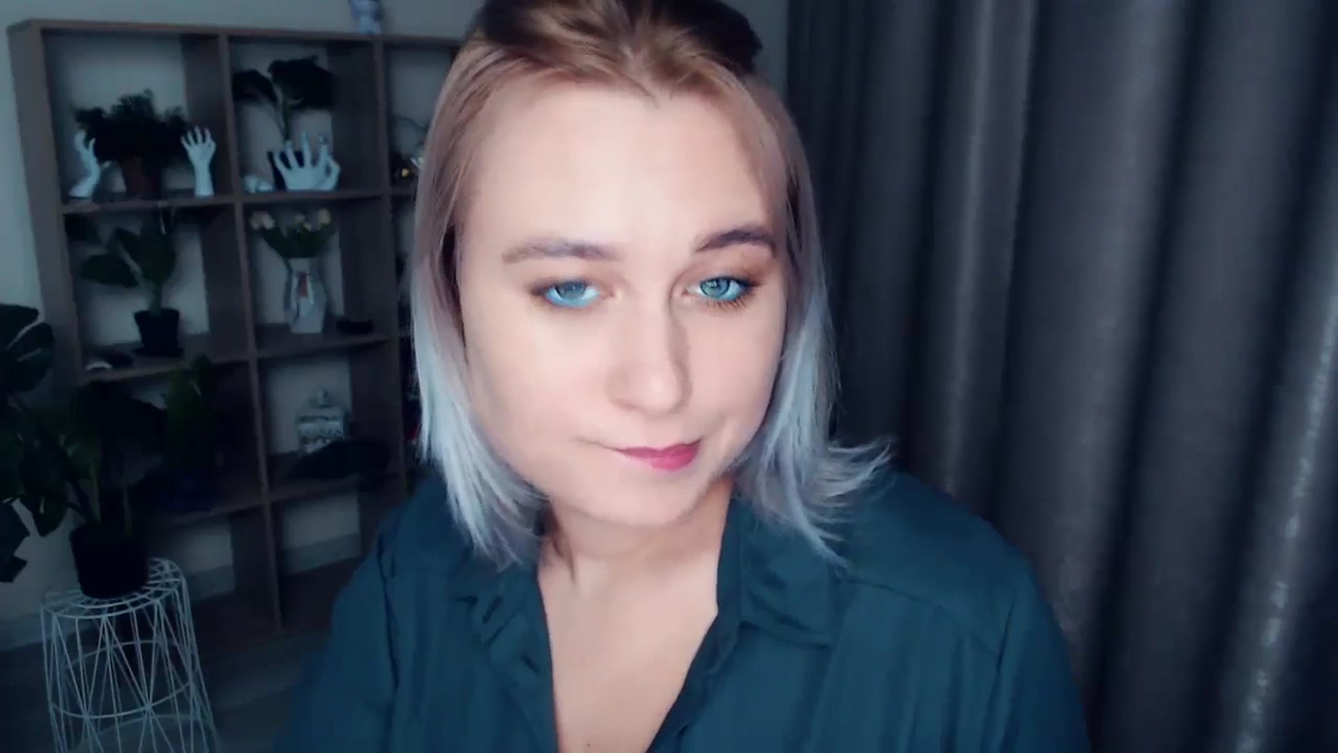 Gallery image thumbnail from Kukla_kolduna's myfreecams stream on, 11/10/2024, 16:52 image 20 of 20