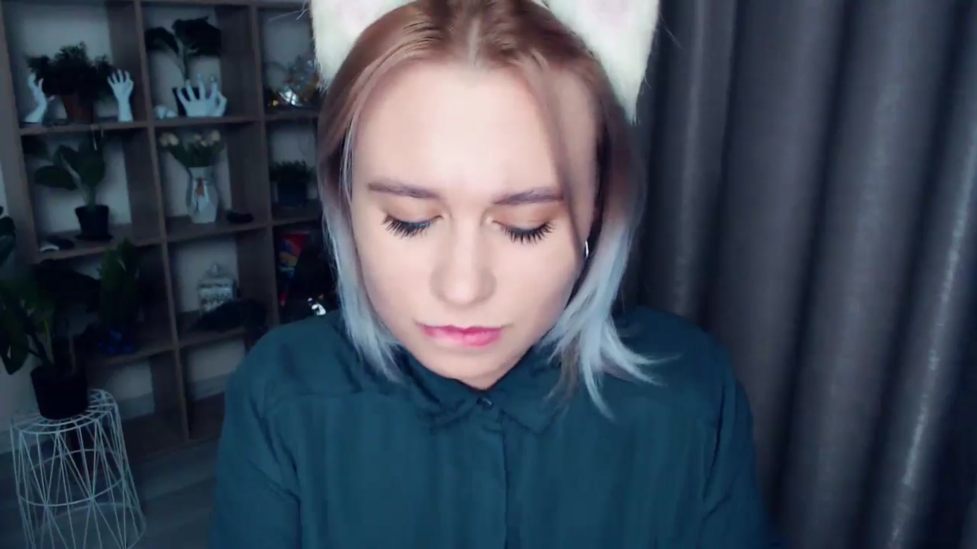 Gallery image thumbnail from Kukla_kolduna's myfreecams stream on, 11/10/2024, 18:28 image 14 of 20