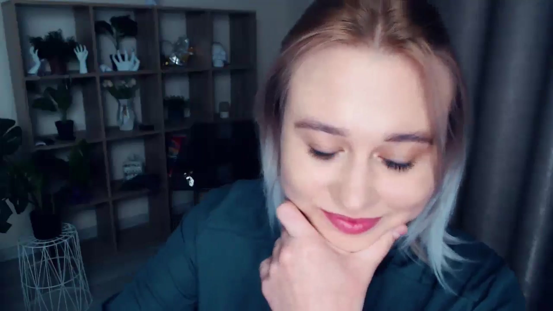 Gallery image thumbnail from Kukla_kolduna's myfreecams stream on, 11/10/2024, 18:28 image 3 of 20