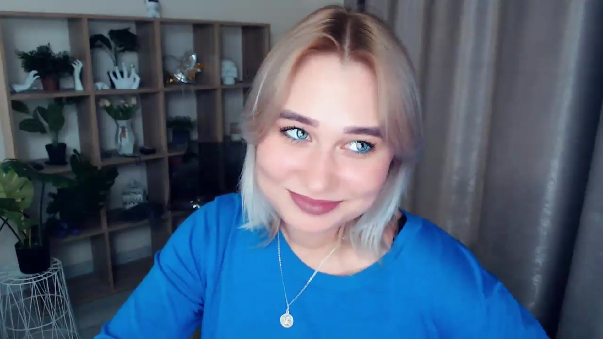 Gallery image thumbnail from Kukla_kolduna's myfreecams stream on, 11/13/2024, 17:05 image 14 of 20