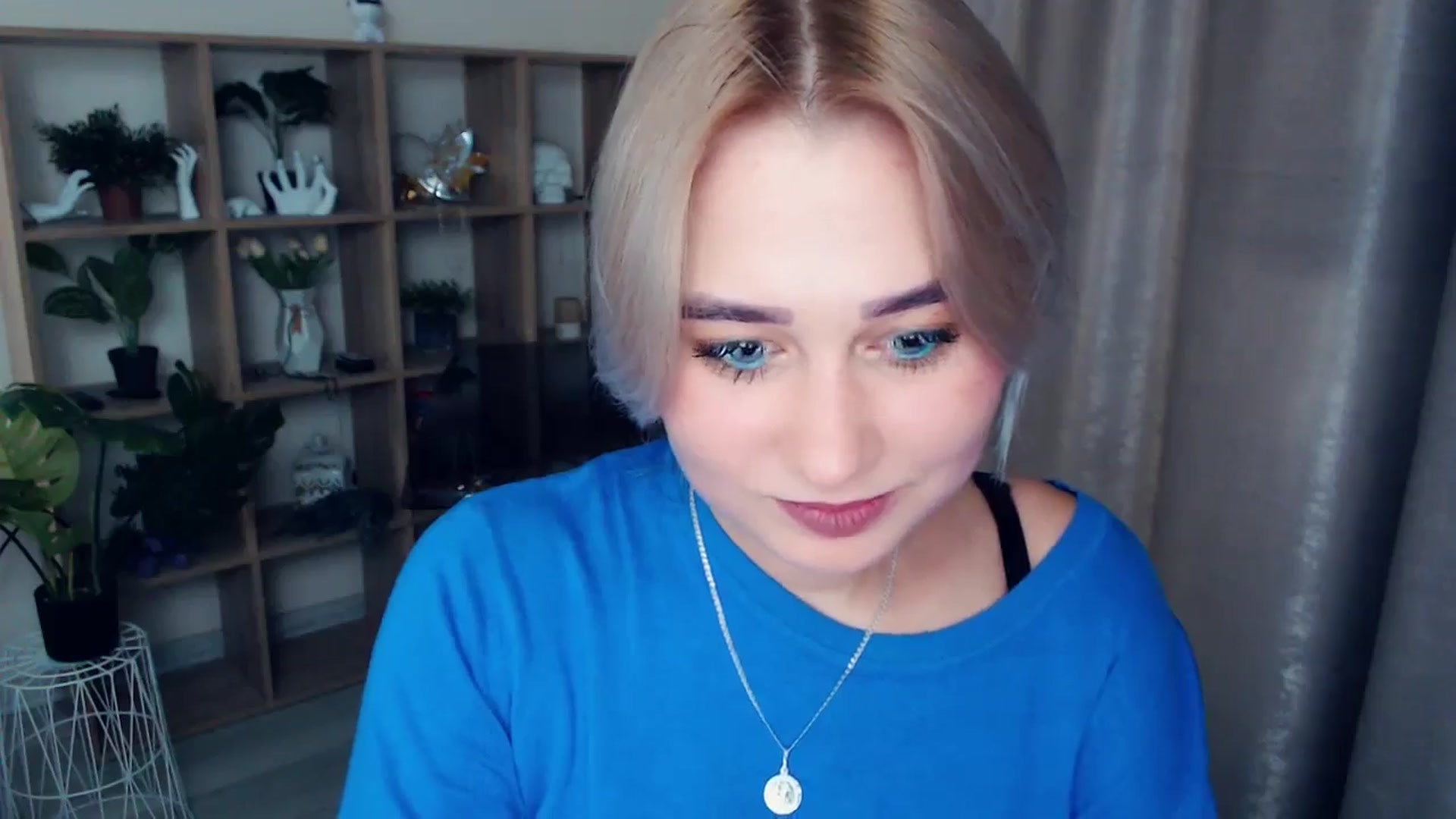 Gallery image thumbnail from Kukla_kolduna's myfreecams stream on, 11/13/2024, 17:05 image 18 of 20