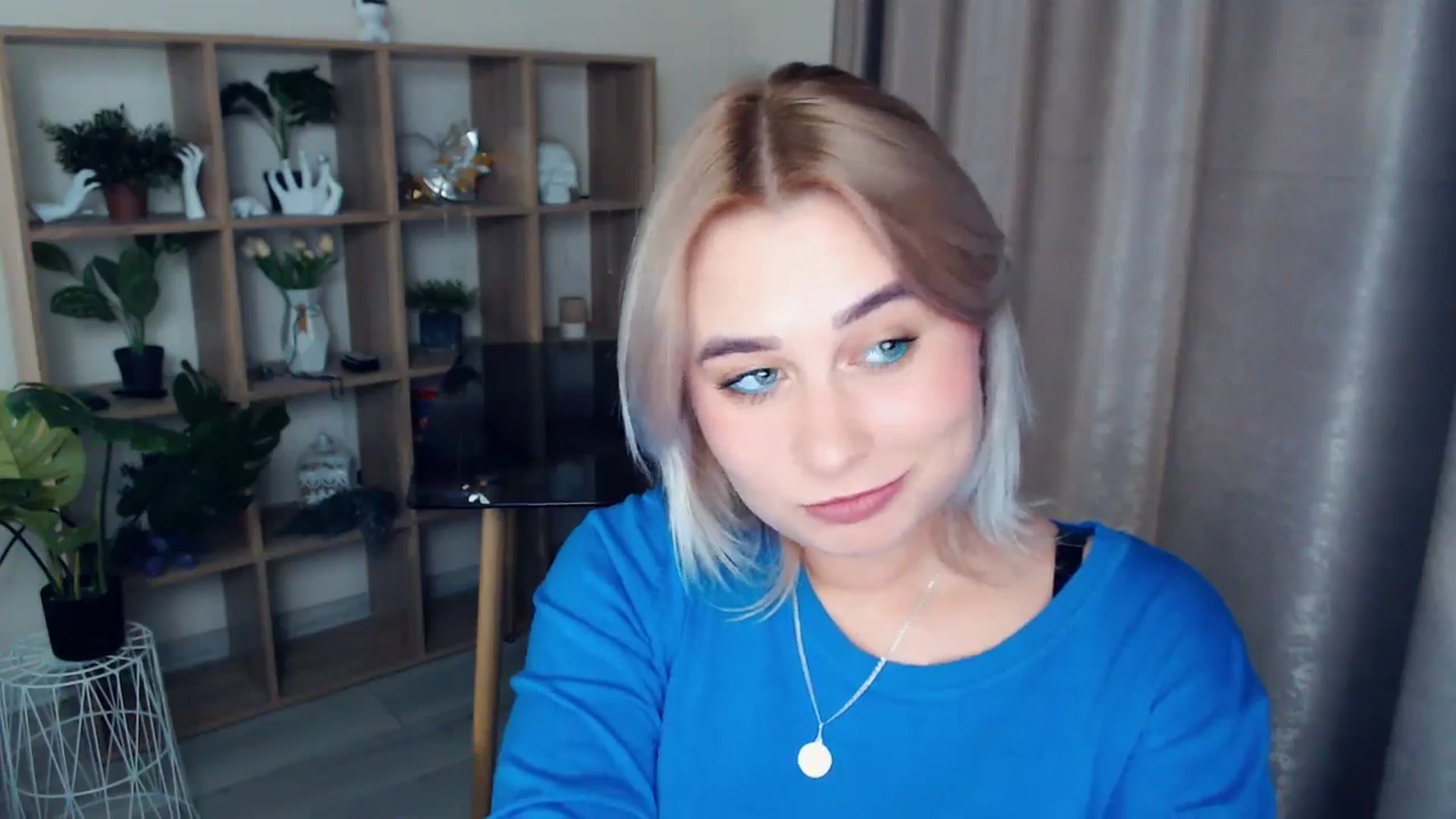 Gallery image thumbnail from Kukla_kolduna's myfreecams stream on, 11/13/2024, 17:05 image 6 of 20