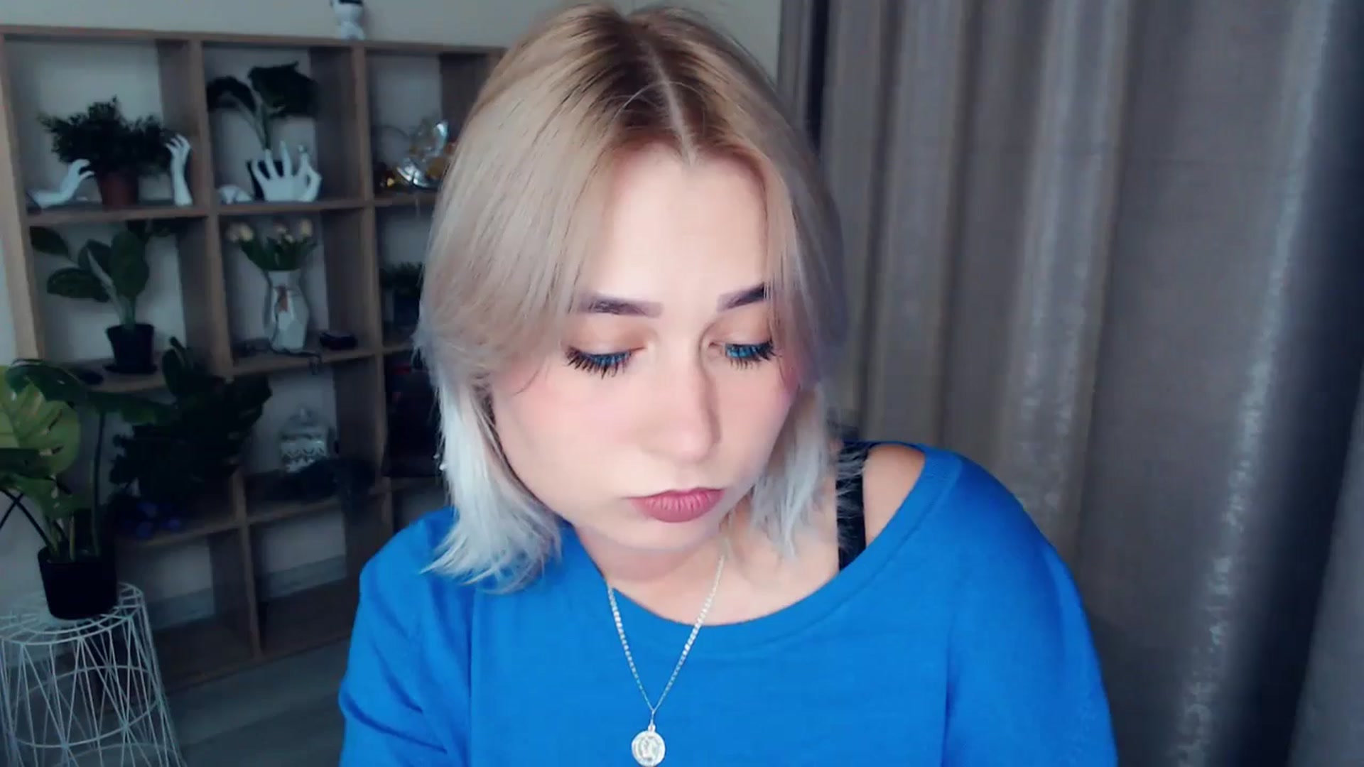 Gallery image thumbnail from Kukla_kolduna's myfreecams stream on, 11/13/2024, 17:05 image 2 of 20