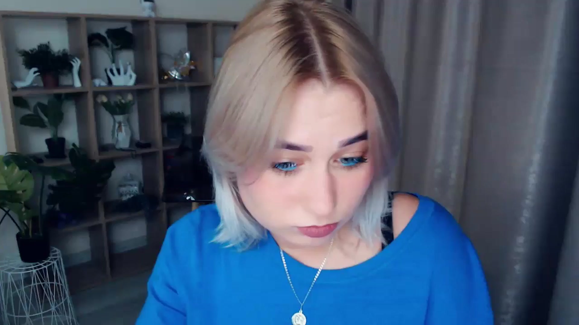 Gallery image thumbnail from Kukla_kolduna's myfreecams stream on, 11/13/2024, 17:05 image 1 of 20